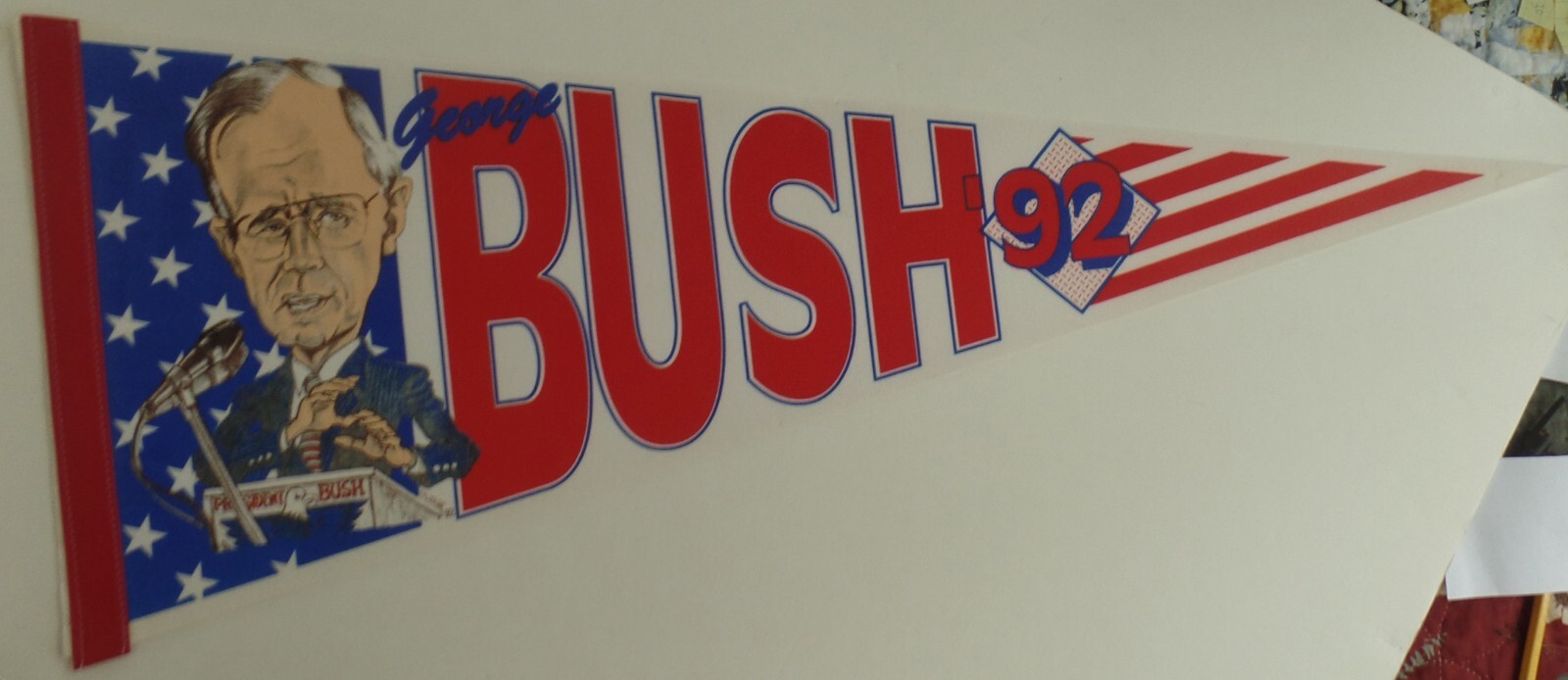 Large 1992 George Bush Presidential Campaign Cartoon Felt Pennant Like Clinton