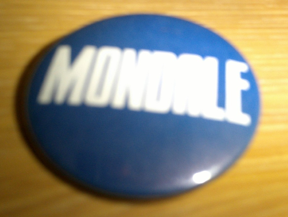 1984 WALTER MONDALE For President Election 1 1/2 ” Political Pin