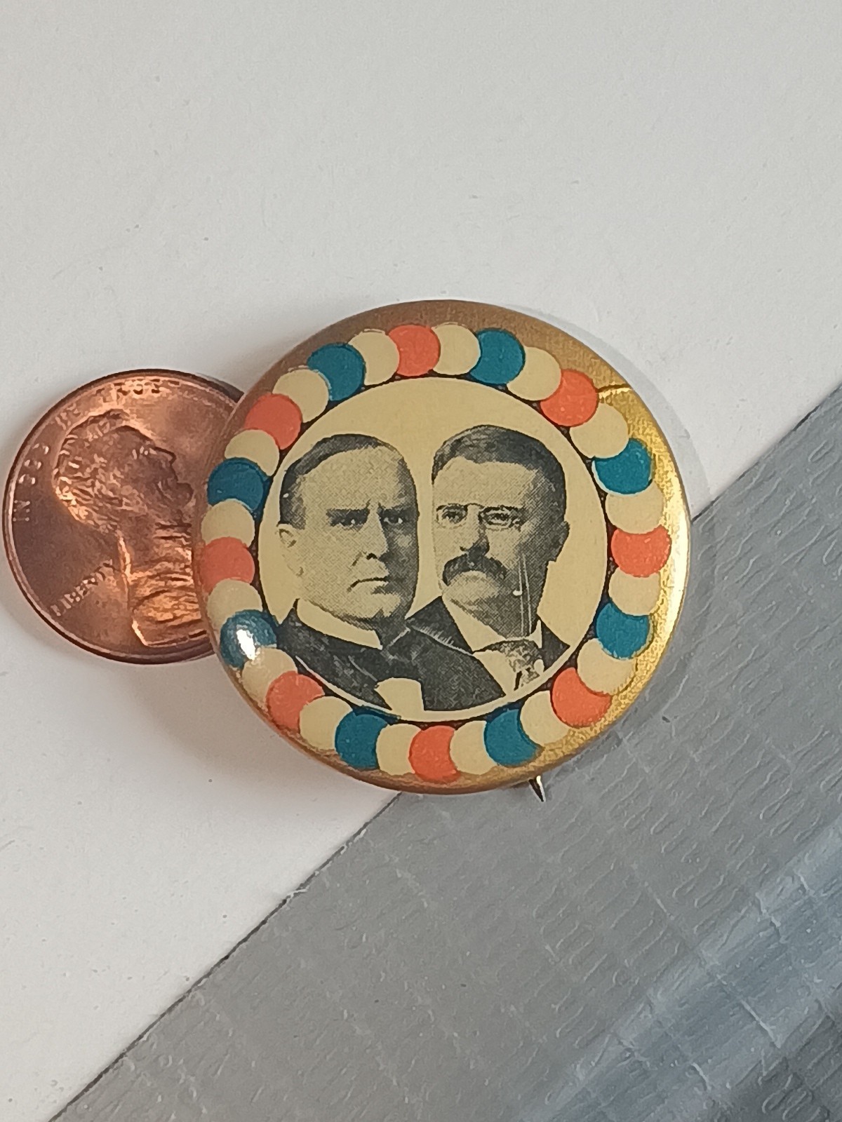 McKinley + Roosevelt President 1.25″ GRAPHIC 1900 JUGATE Political Campaign Pin