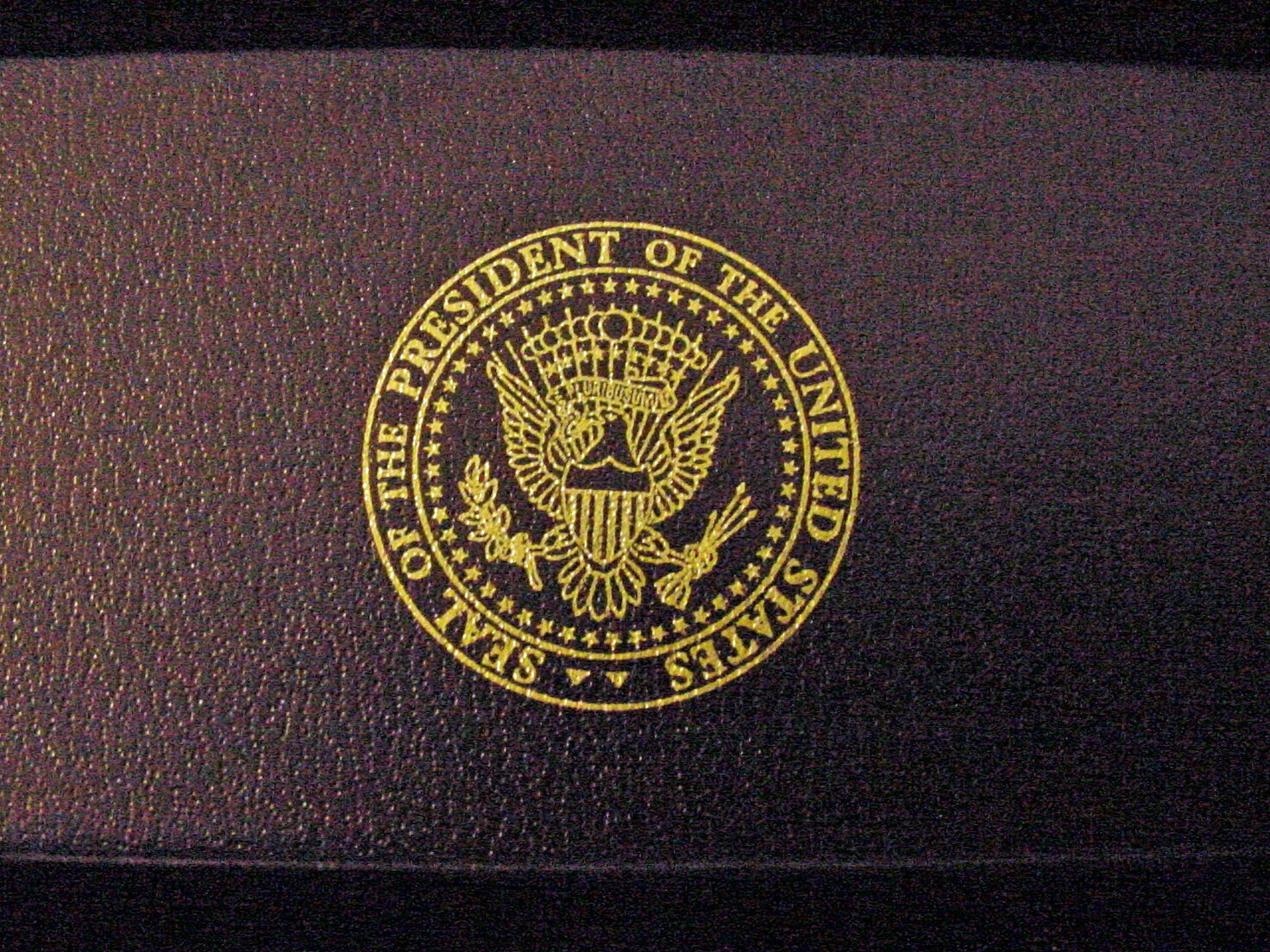 Presidential seal , President Joe Biden BLACK Ballpoint Pen – Free Shipping
