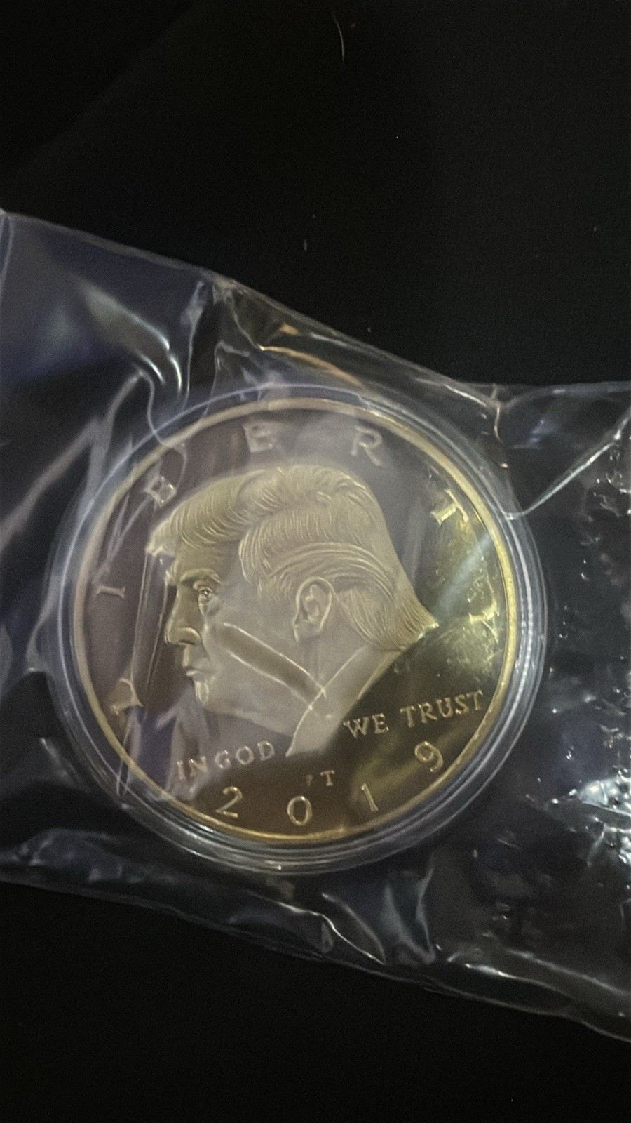 Donald Trump 45th President 2019 United States Politics Commemorative Coin