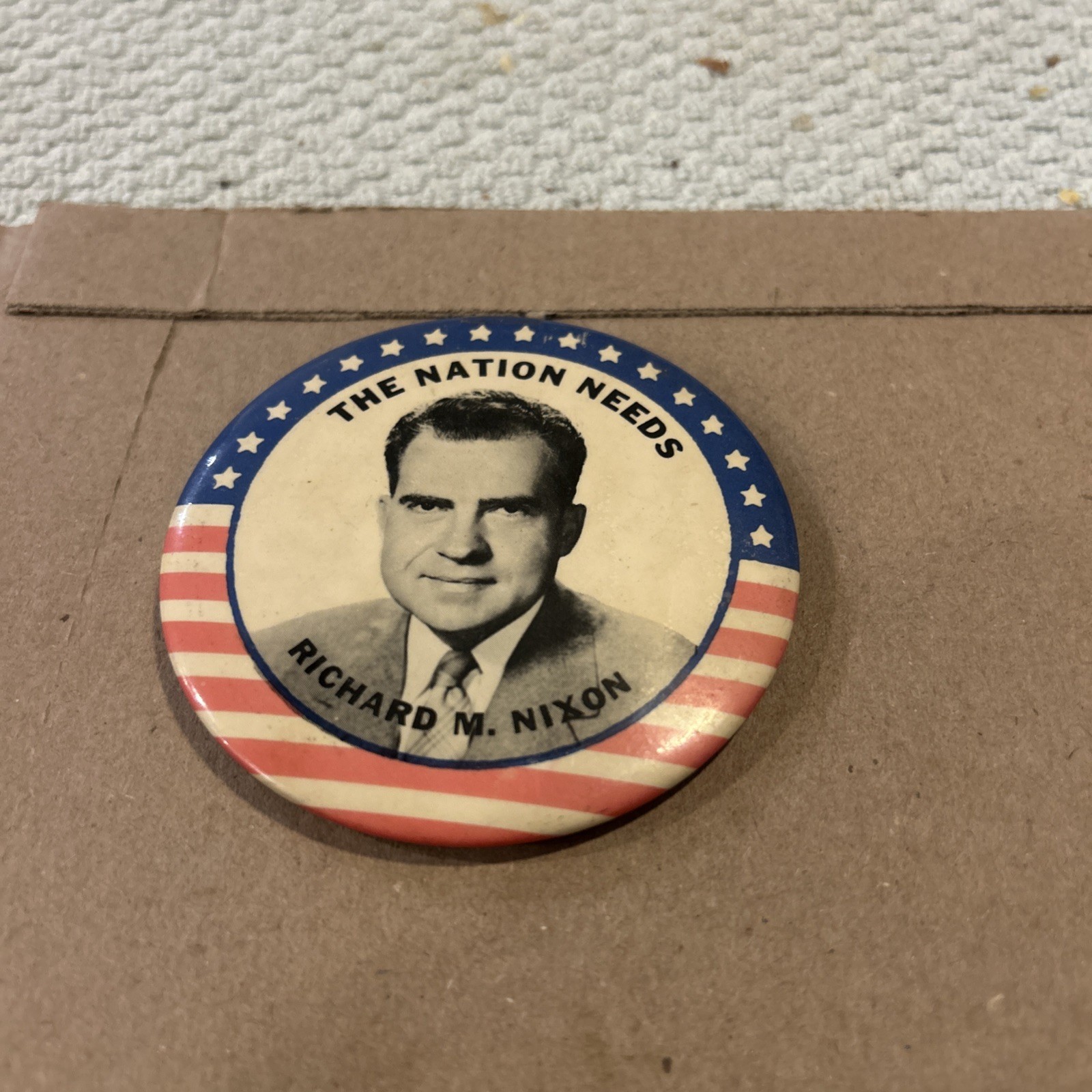 ‘THE NATION NEEDS RICHARD M. NIXON’ 1960 Campaign Button Original Pin On Metal