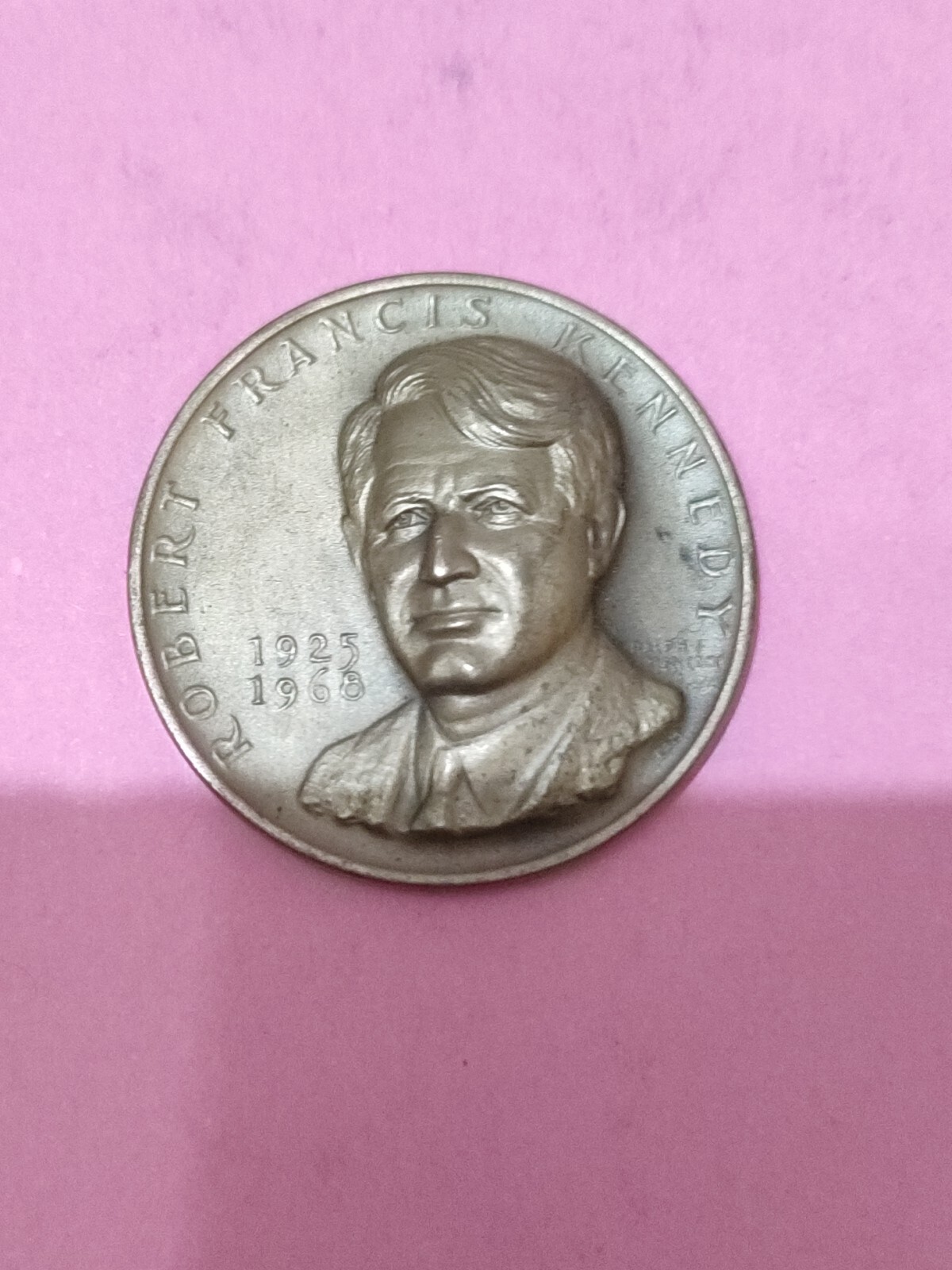 ROBERT FRANCIS KENNEDY 1925 1968 MEDAL