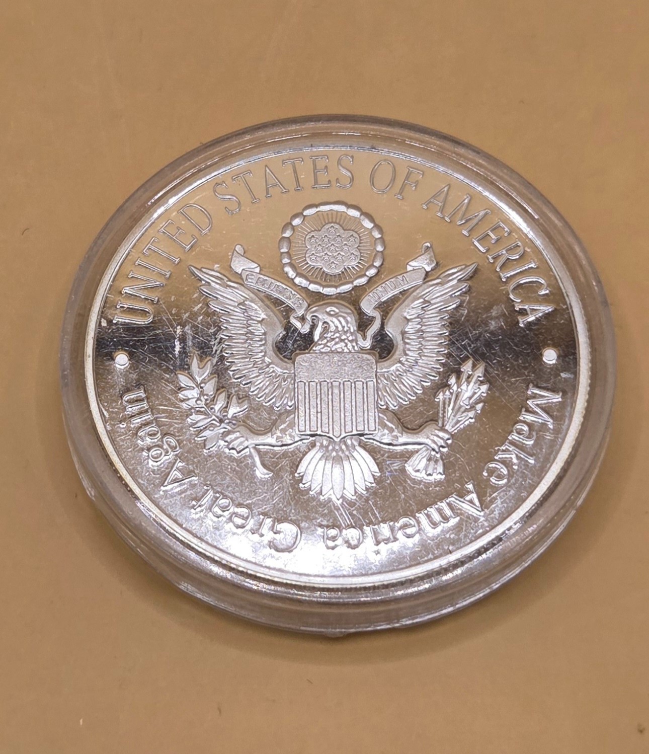 YY224-03 USA Donald Trump coin with wife Presidential Campaign #2 Uncirculated