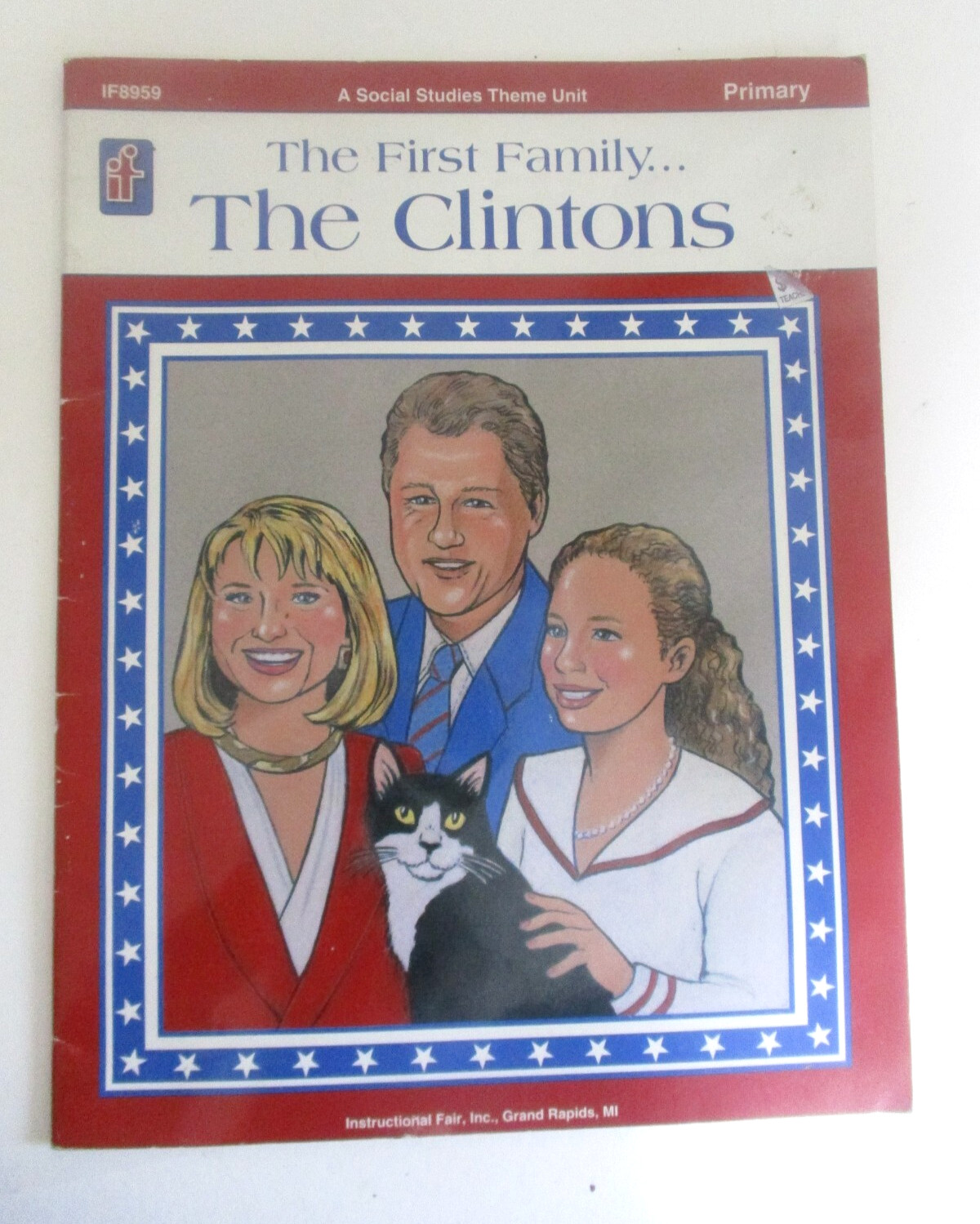 Anti- Clinton Political Shirt Size L + “The Clintons” First Family Info Book