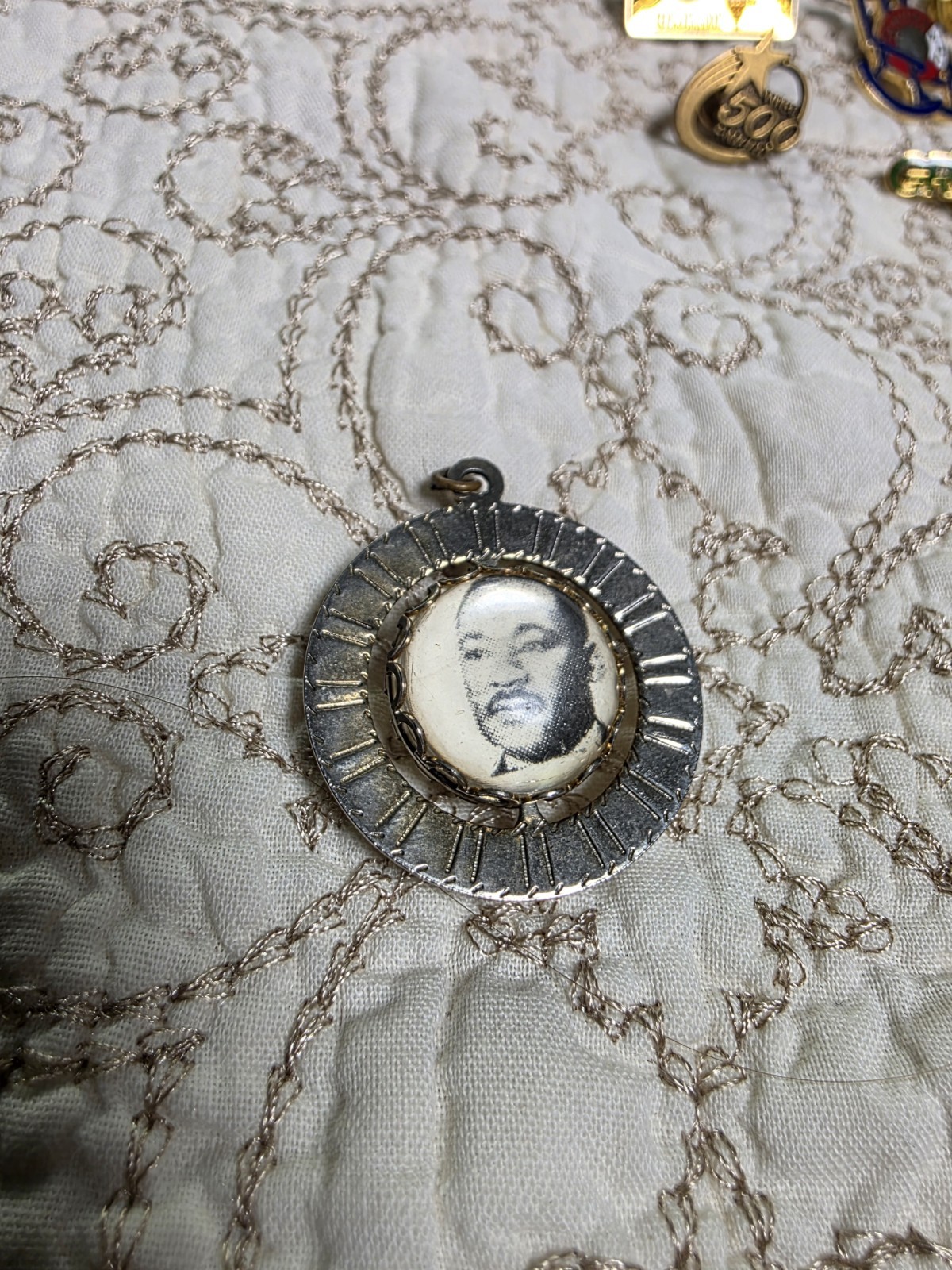 Martin Luther King Jr & Robert Kennedy Rotating Bubble Pendant 1968 MLK RFK