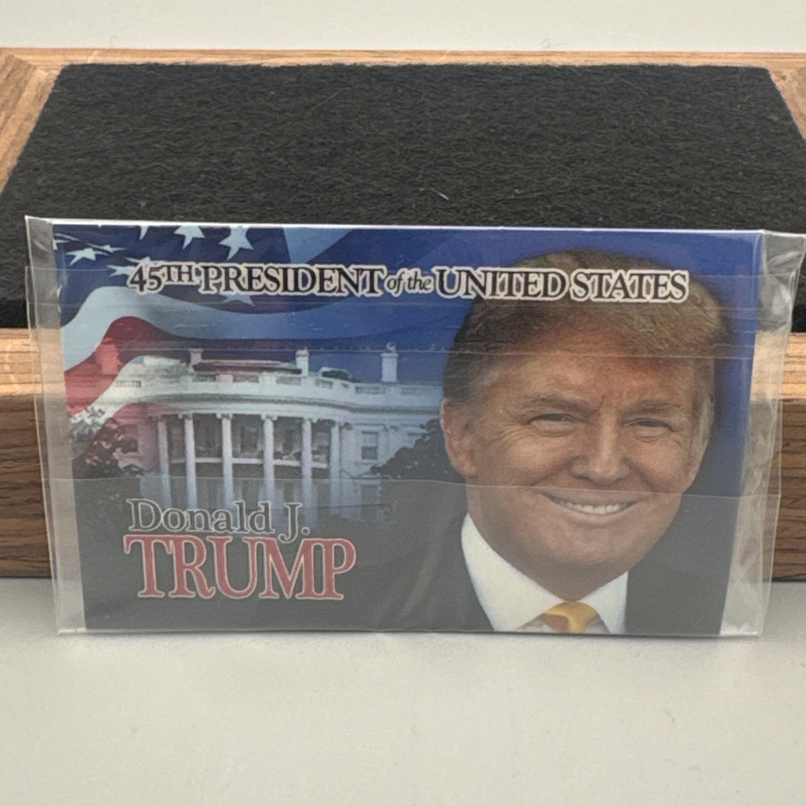 DONALD TRUMP 45th President 2016 OFFICIAL U.S. JFK Half Dollar Coin
