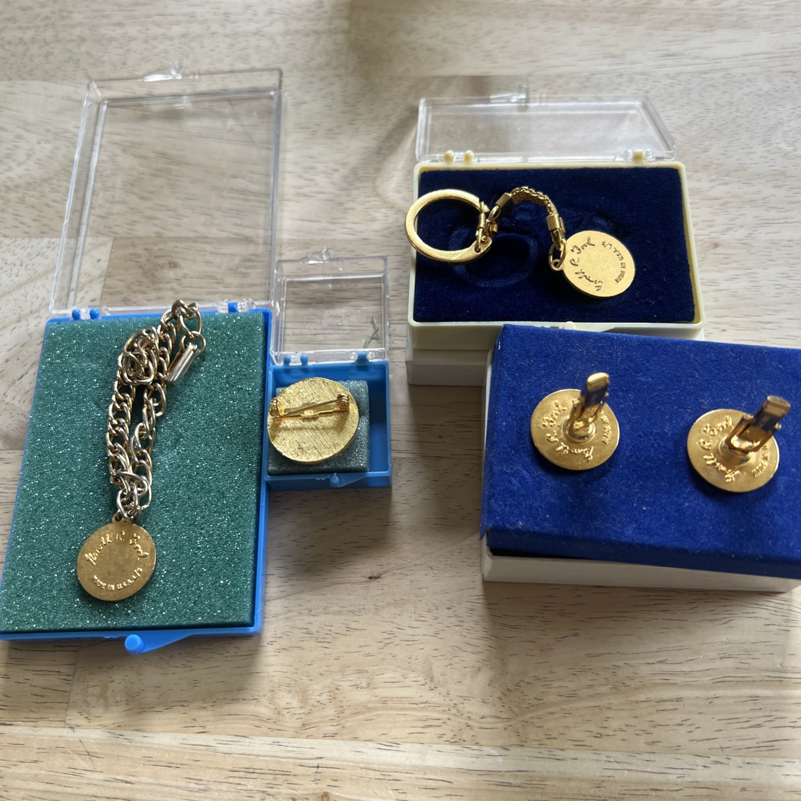 OFFICIAL Seal Of The President Bracelet & Key Chain, Cuff Links, Pin Ford Series