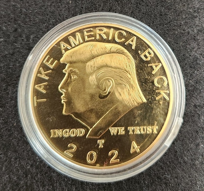 2024 DONALD TRUMP COLLECTOR COIN PRESIDENT GOLD ALLOY SOUVENIR