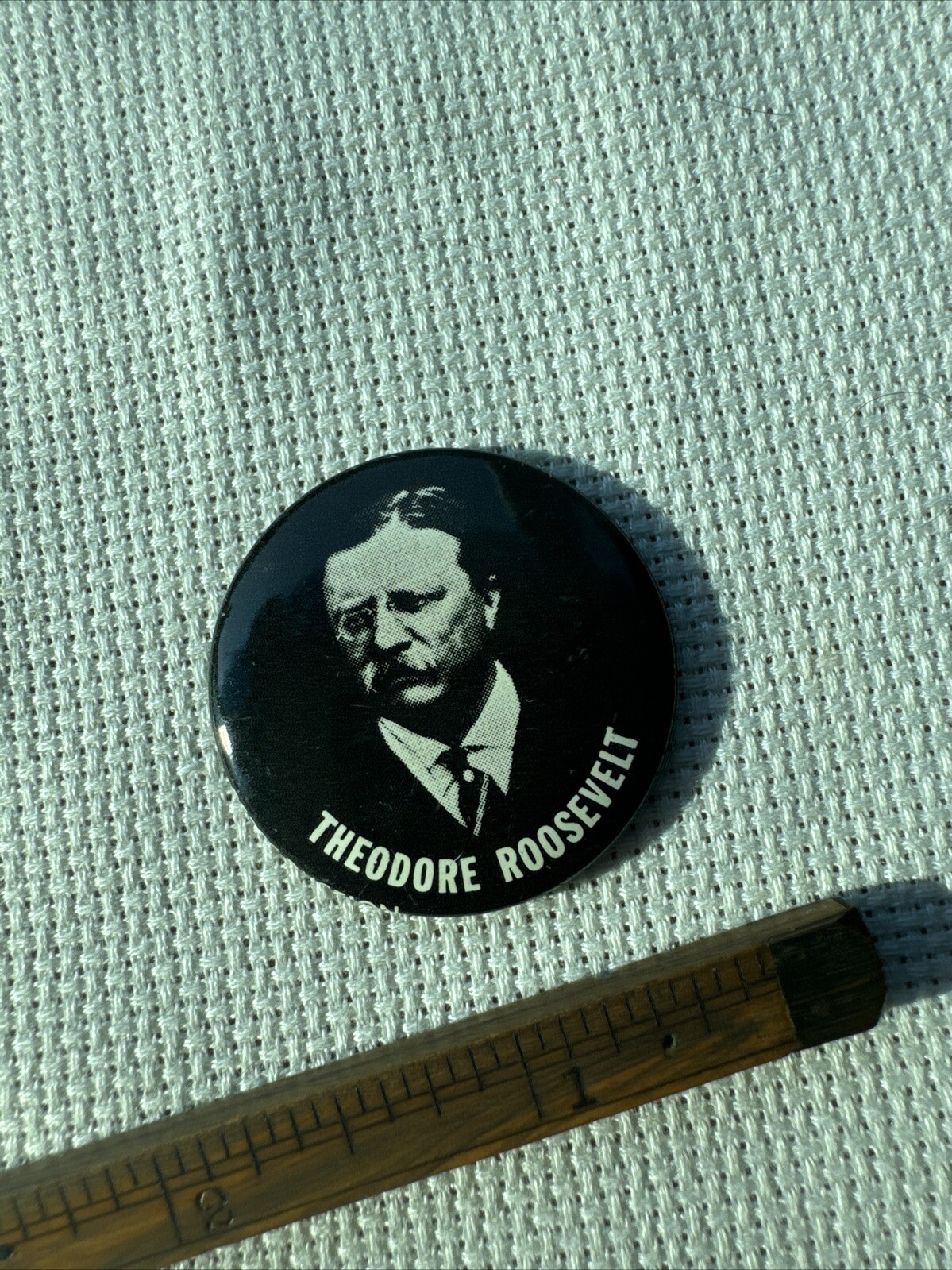 Theodore Roosevelt 1904 Reproduction 1984 BUTTON Pin Pinback Vintage Campaign
