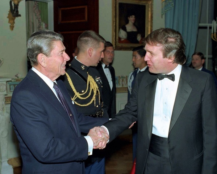 Donald J Trump with President Ronald Reagan 1987 Reception 8″x 10″ Photo