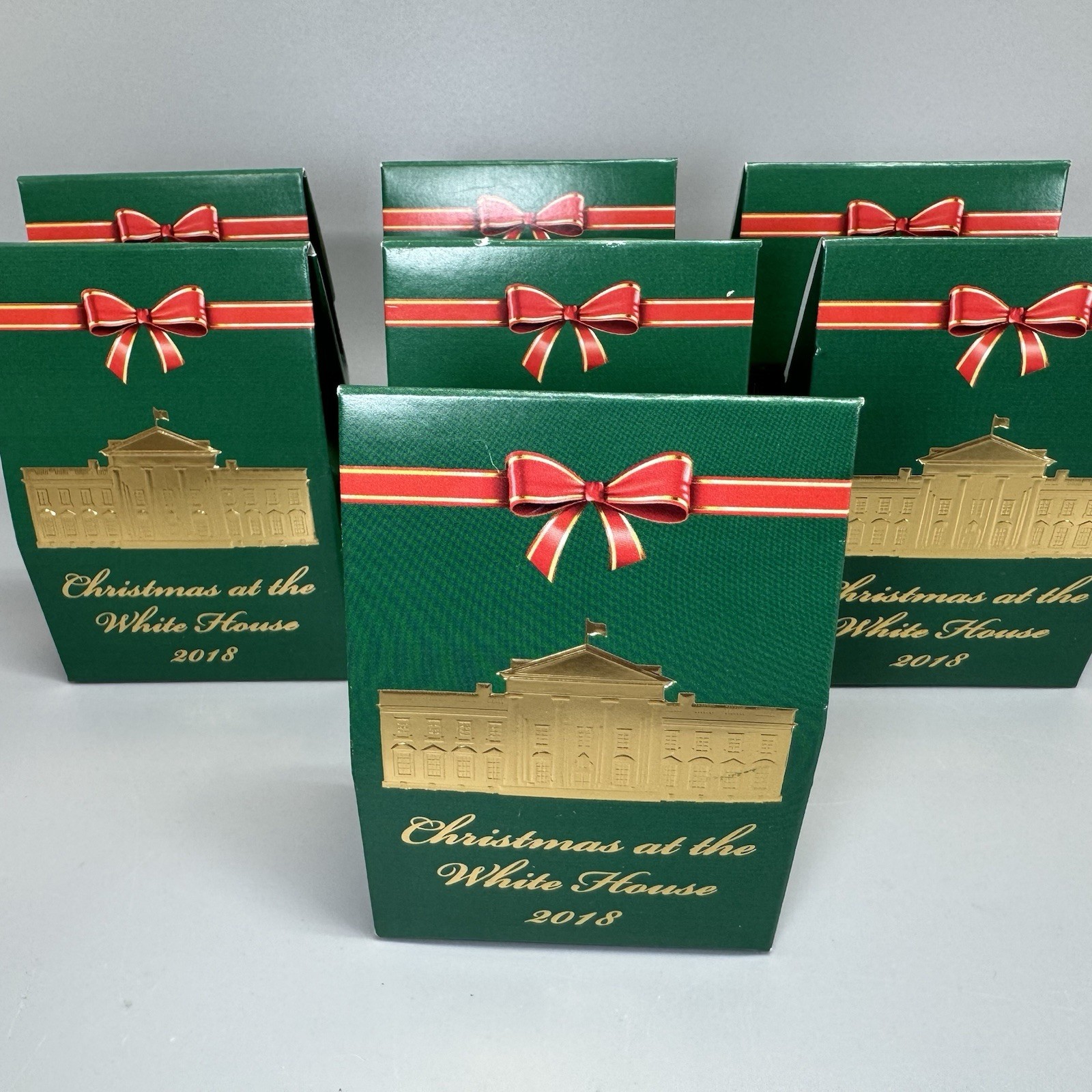 (7) 2018 President DONALD TRUMP Hershey Kiss Christmas White House Candy Box