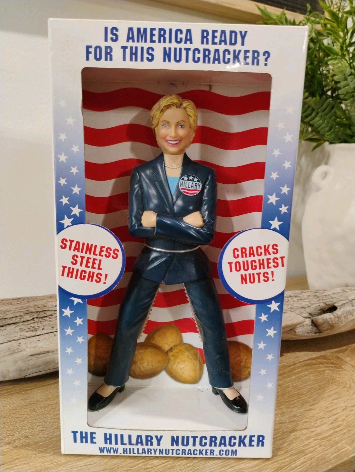 Hillary Clinton Nutcracker 2007 Stainless Steel Thighs NIB