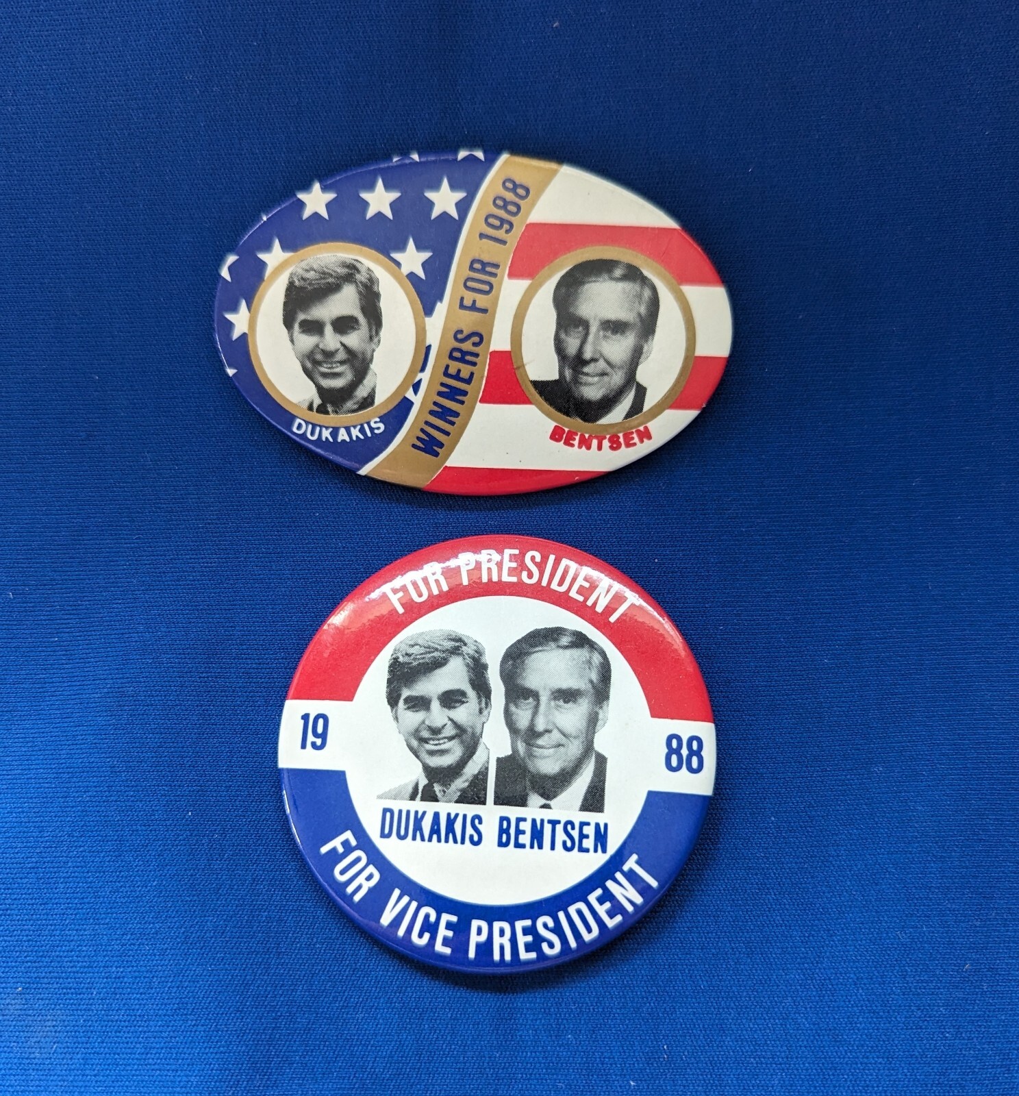 Lot of 2 Dukakis Bentsen For President 1988 Campaign Pin Back Buttons