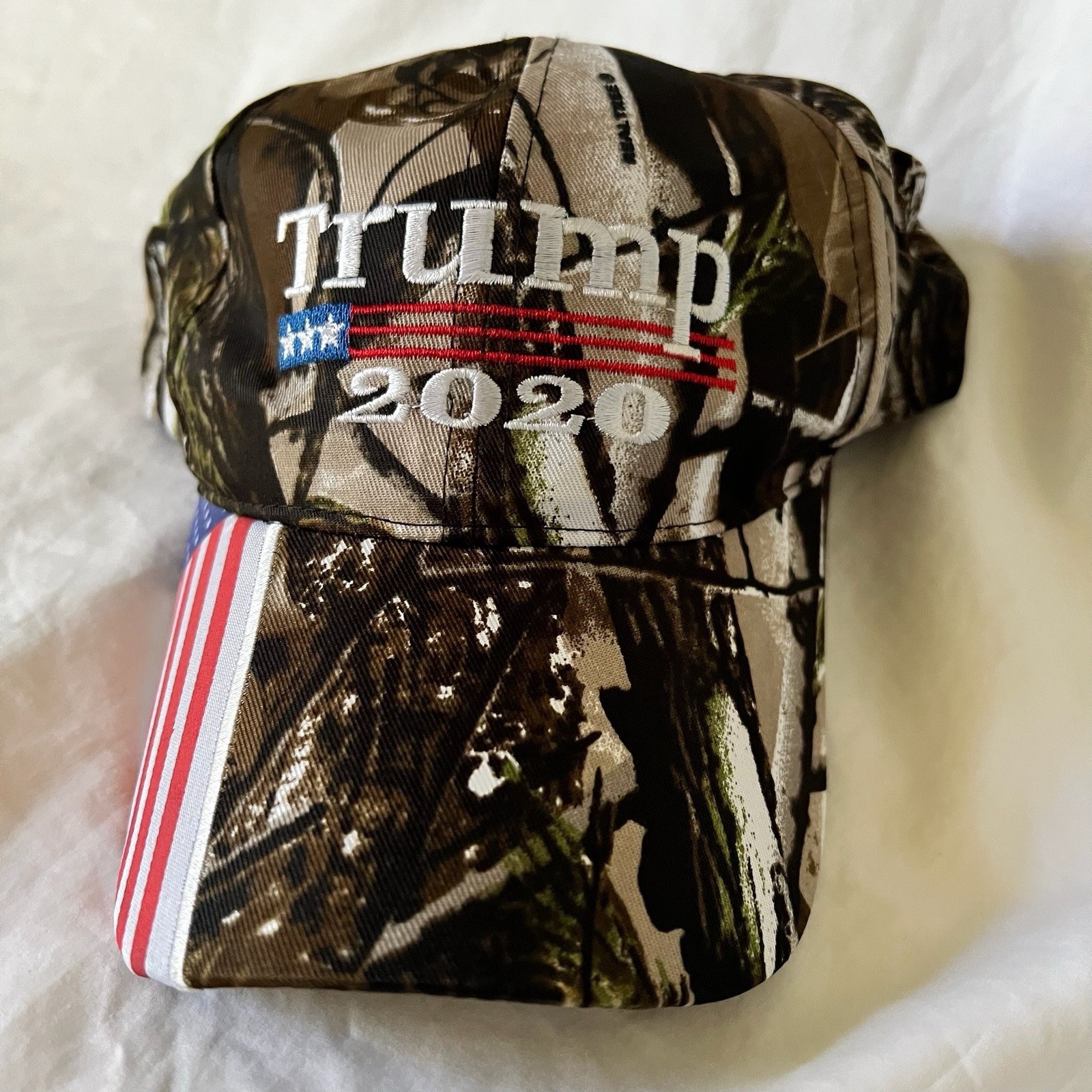 Trump 2020 President Baseball Hat Cap Camouflage USA Flag Embroidery Strapback