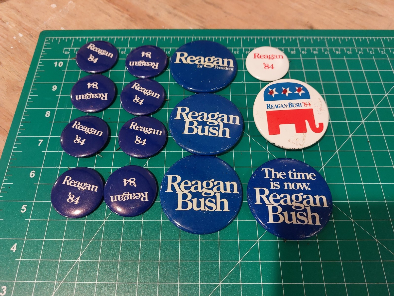 Political Pin Lot of 14 Ronald Reagan George Bush 1980s Button President