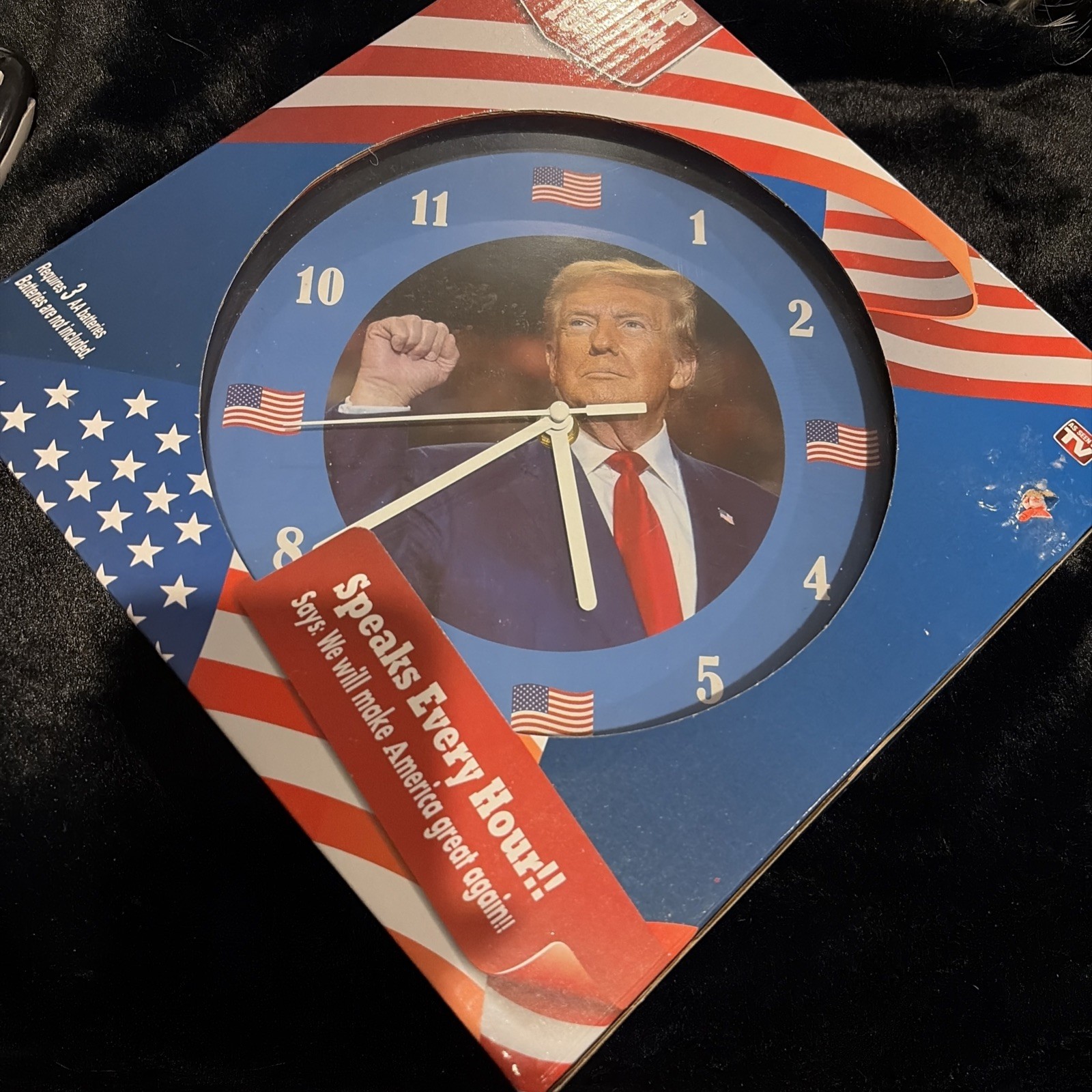 President Donald Trump Talking Clock Let’s Make America Great Again! ~NIB~