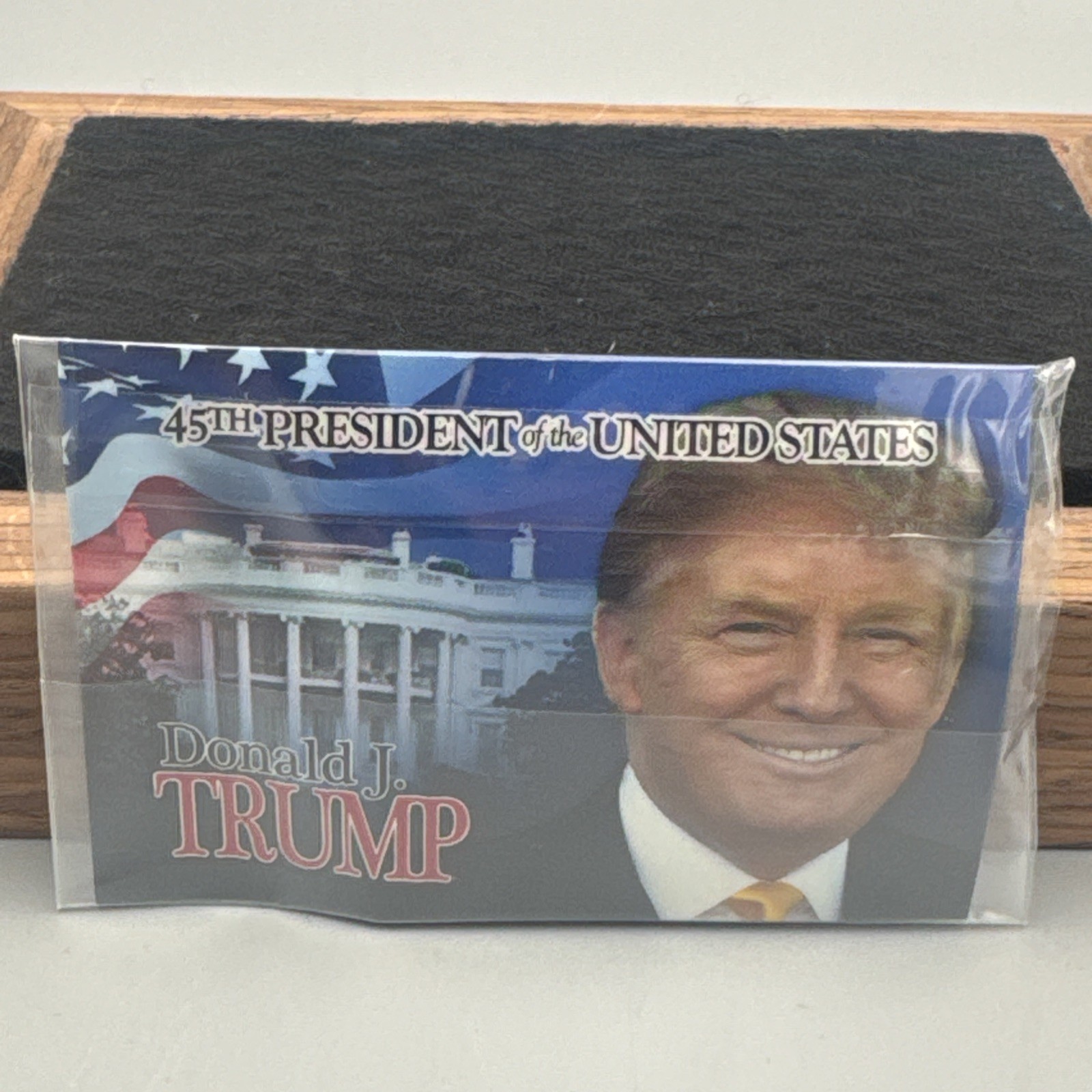 DONALD TRUMP 45th President 2016 OFFICIAL U.S. JFK Half Dollar Coin