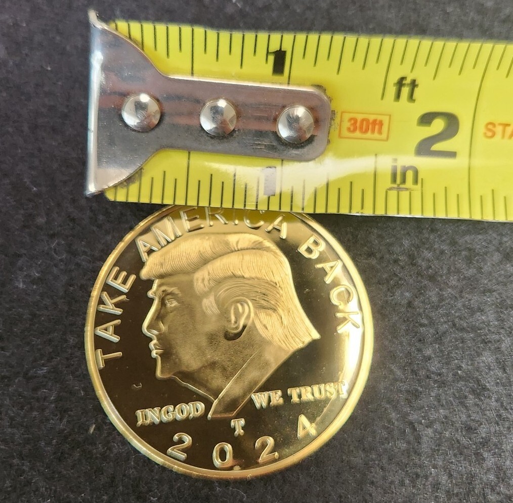 2024 DONALD TRUMP COLLECTOR COIN PRESIDENT GOLD ALLOY SOUVENIR
