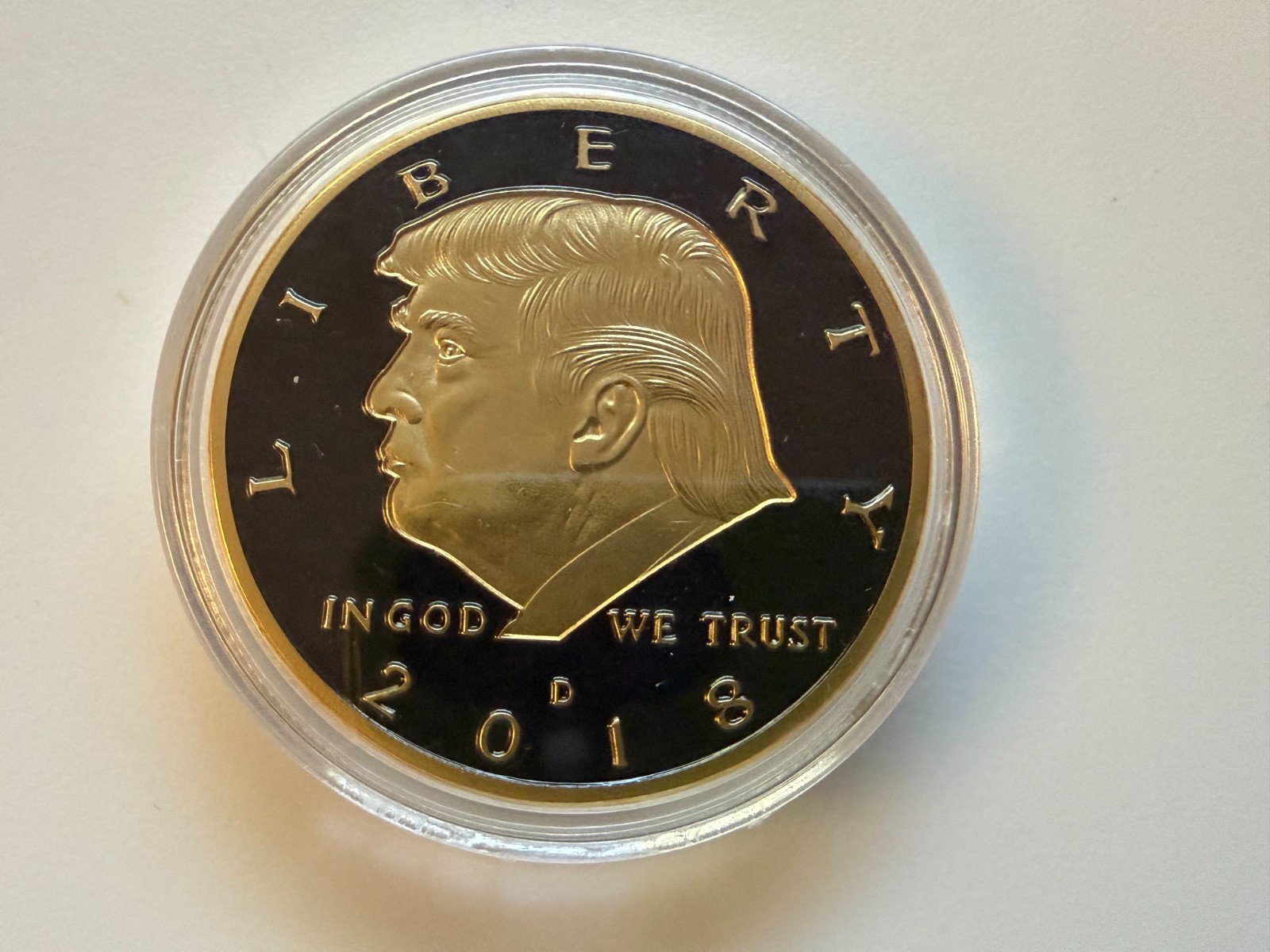 2018 President Donald Trump Commemorative Coin NEW