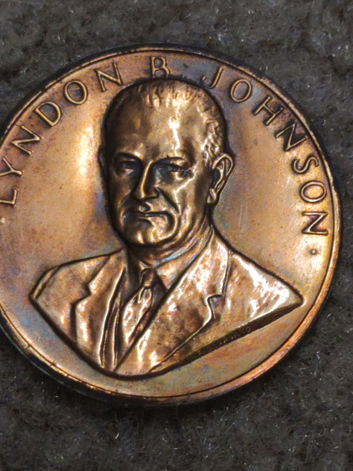 1.25″ metal Lyndon Johnson LBJ 1965 Presidential Inauguration Medal Coin Token