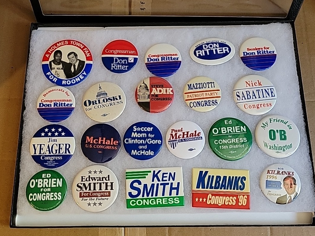 LOT OF 21 CONGRESS CAMPAIGN PIN BUTTONS RITTER ROONEY SMITH O’BRIEN YEAGER