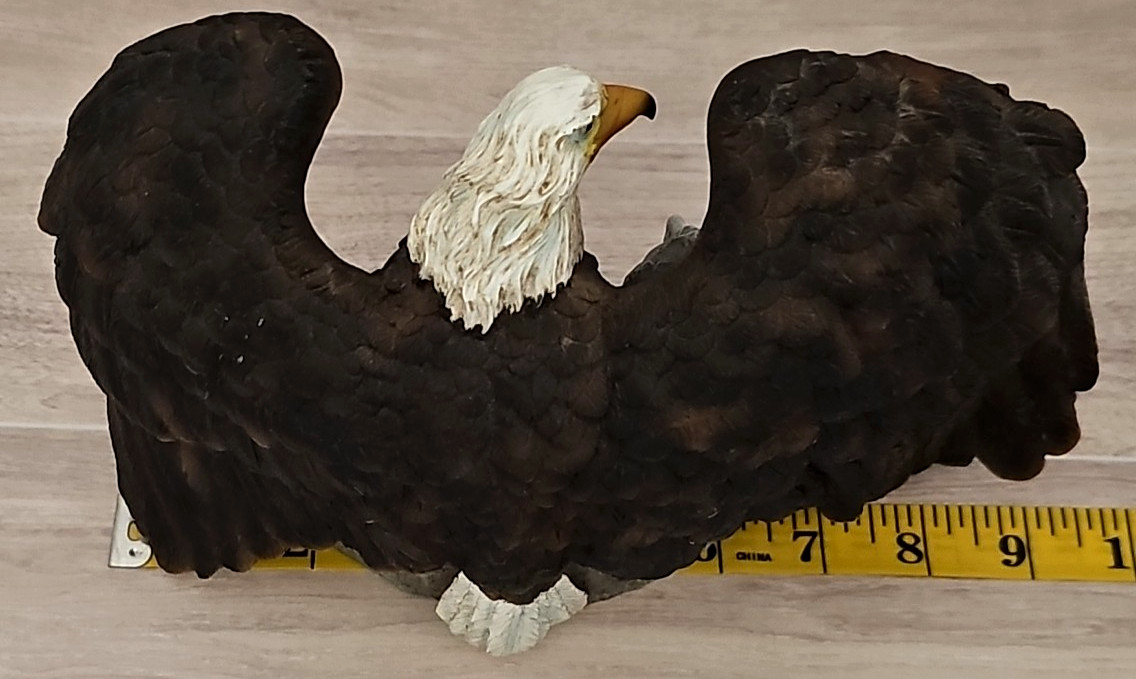 Mount Rushmore with Eagle Statue Approx. 9×6.25 Patriotic Presidential Sculpture