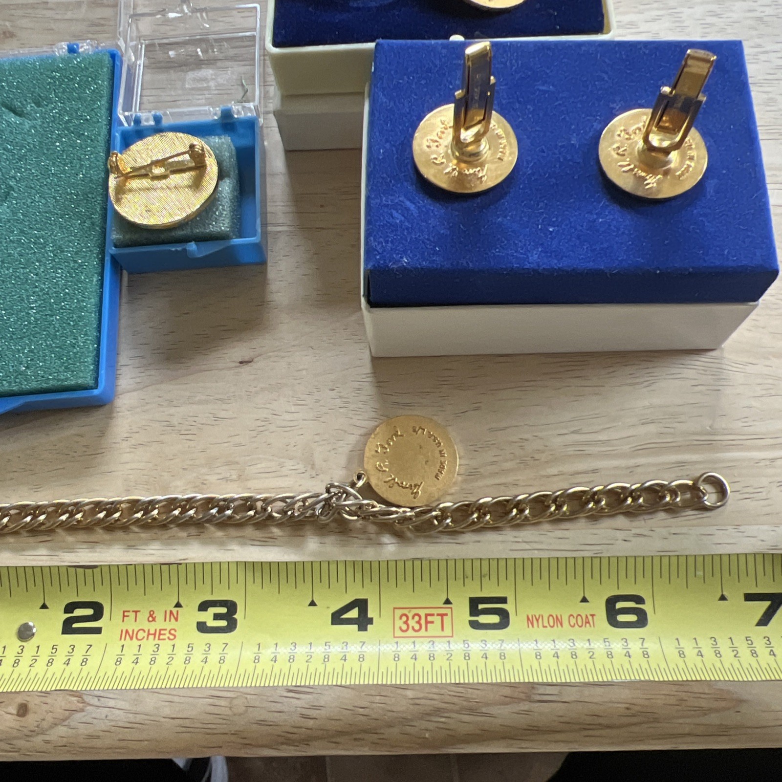 OFFICIAL Seal Of The President Bracelet & Key Chain, Cuff Links, Pin Ford Series