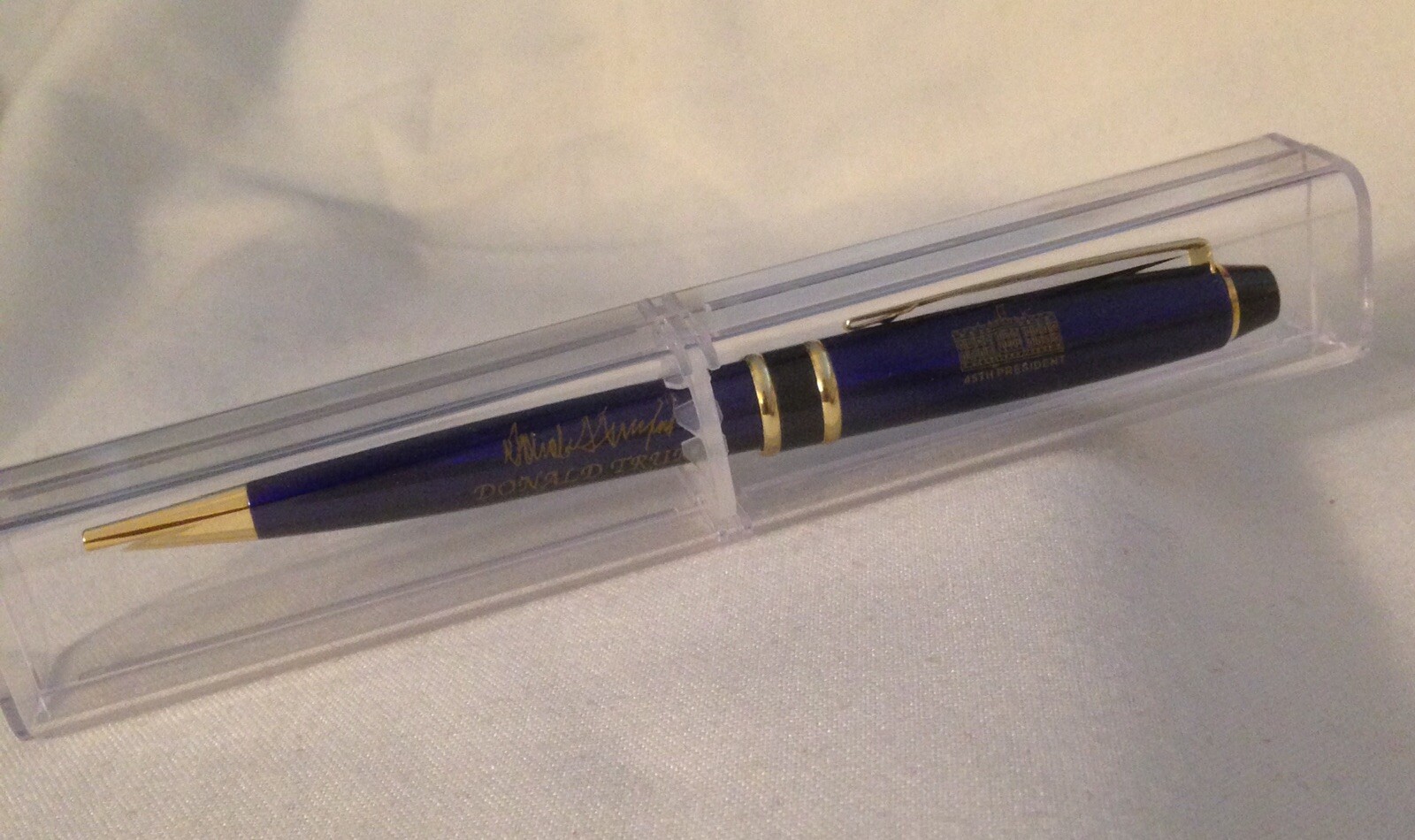 TRUMP PEN (3) WHITE HOUSE SIGNED DONALD GOLD REPUBLICAN GOP 2025 INAUGURATION