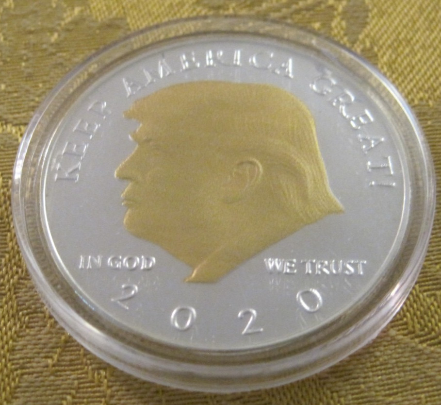 Keep America Great!- President Trump coin 2020 no case