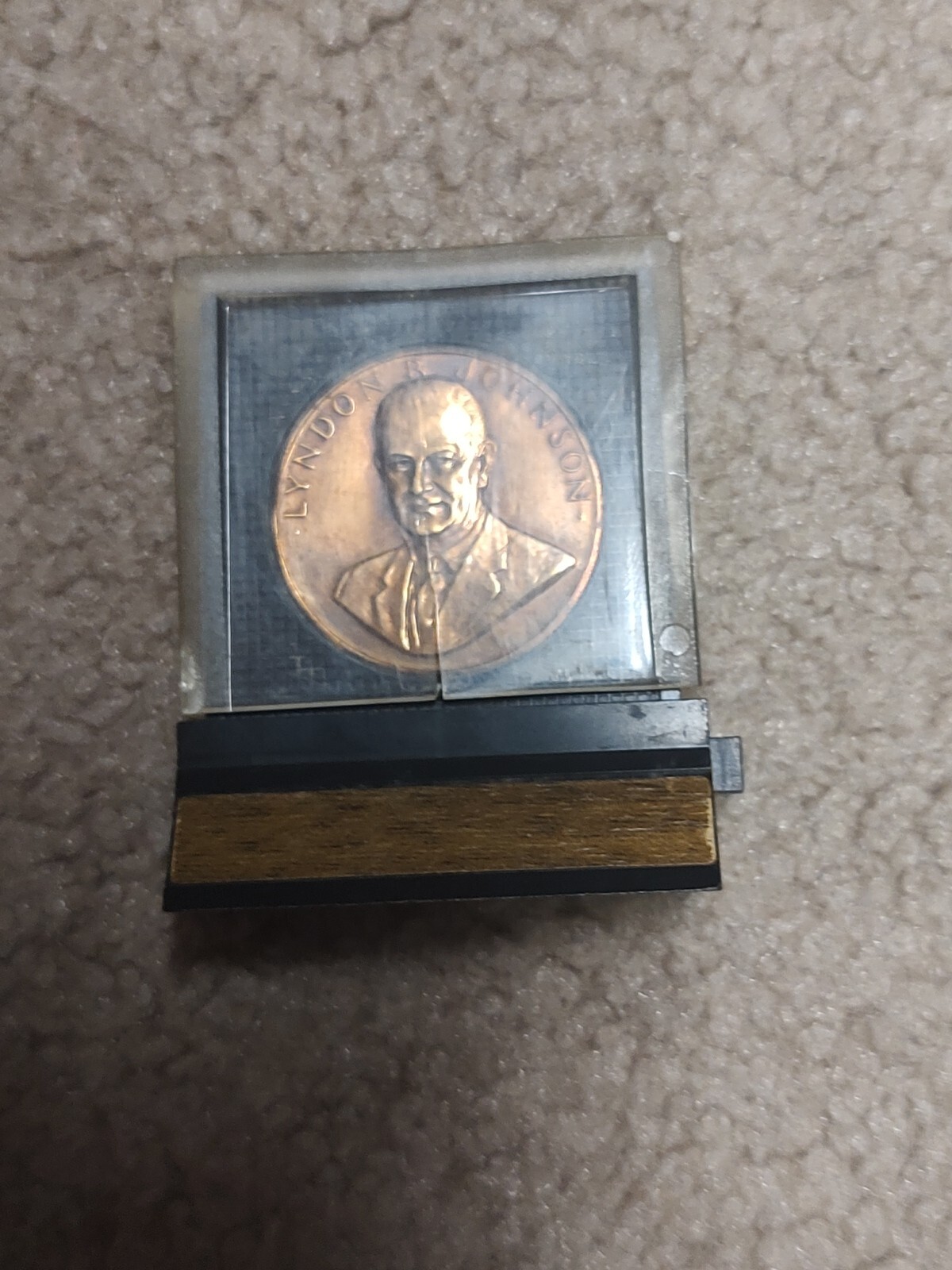 1.25″ metal Lyndon Johnson LBJ 1965 Presidential Inauguration Medal Coin Token