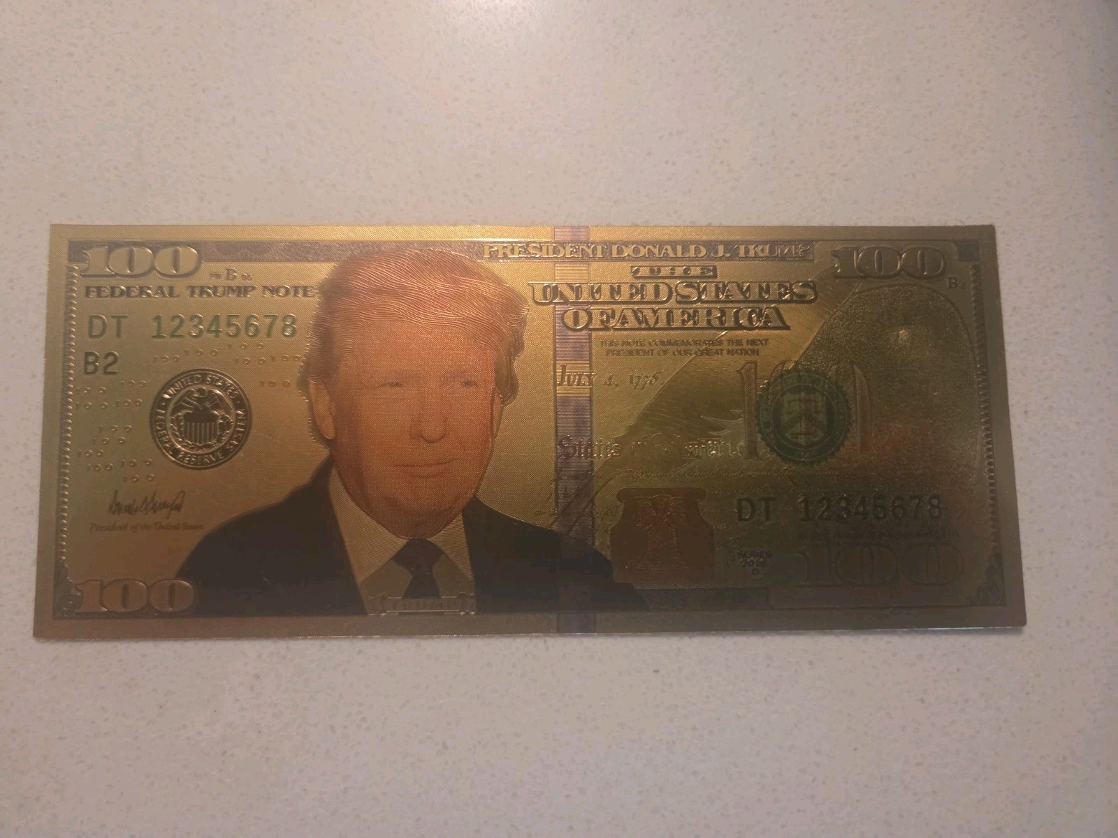 DONALD TRUMP AUTHENTIC 24KT GOLD PLATED COMMEMORATIVE $100 BANK NOTE