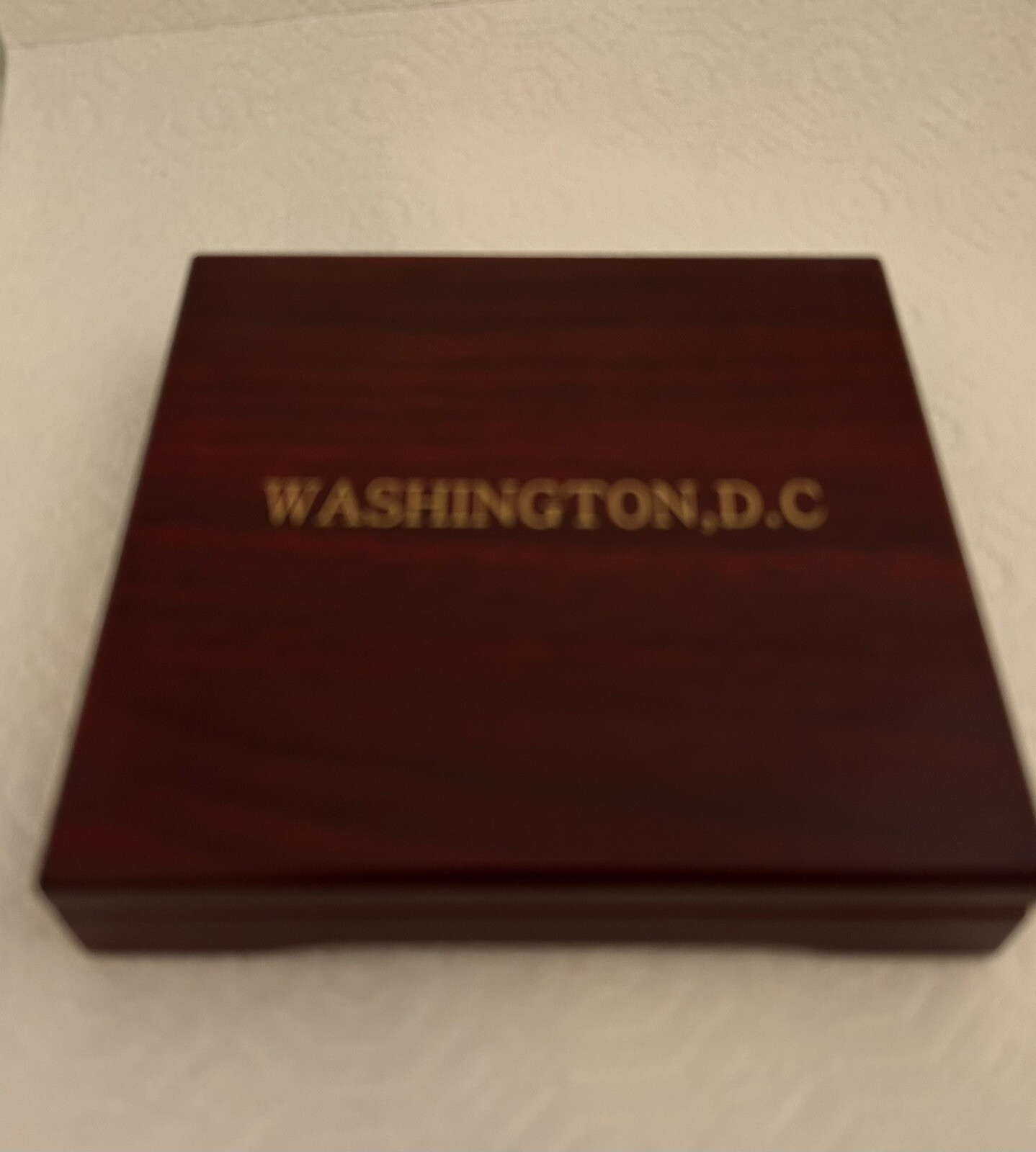 4 TRUMP CHALLENGE COIN GOLD ENAMEL PRESIDENT EAGLE SEAL WOOD BOX REPUBLICAN MAGA