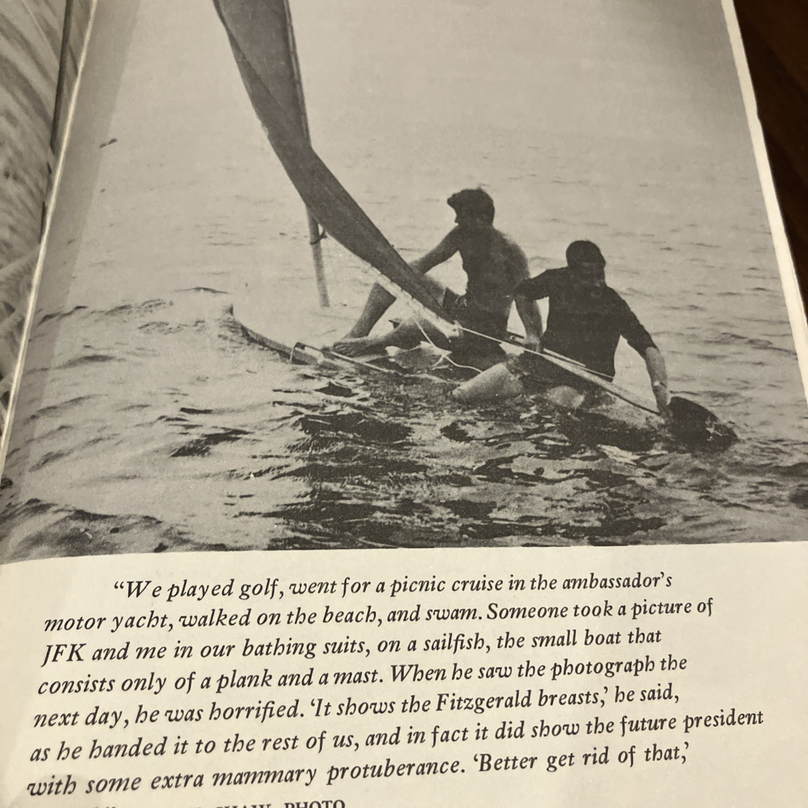 CONVERSATIONS WITH JF KENNEDY: BEN BRADLEE: 1ST EDITION: VINTAGE 1975 HARDCOVER