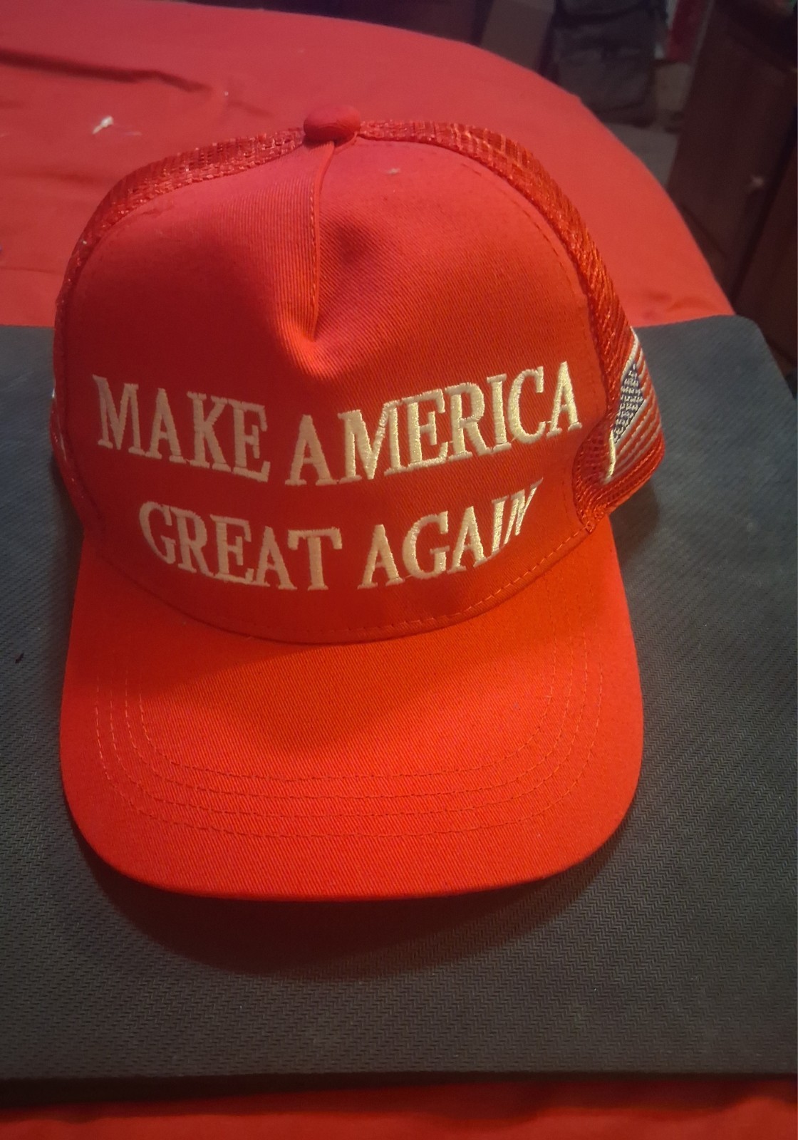 Donald Trump MAKE AMERICA GREAT AGAIN Mesh Hat American Flag Patch TRUMP