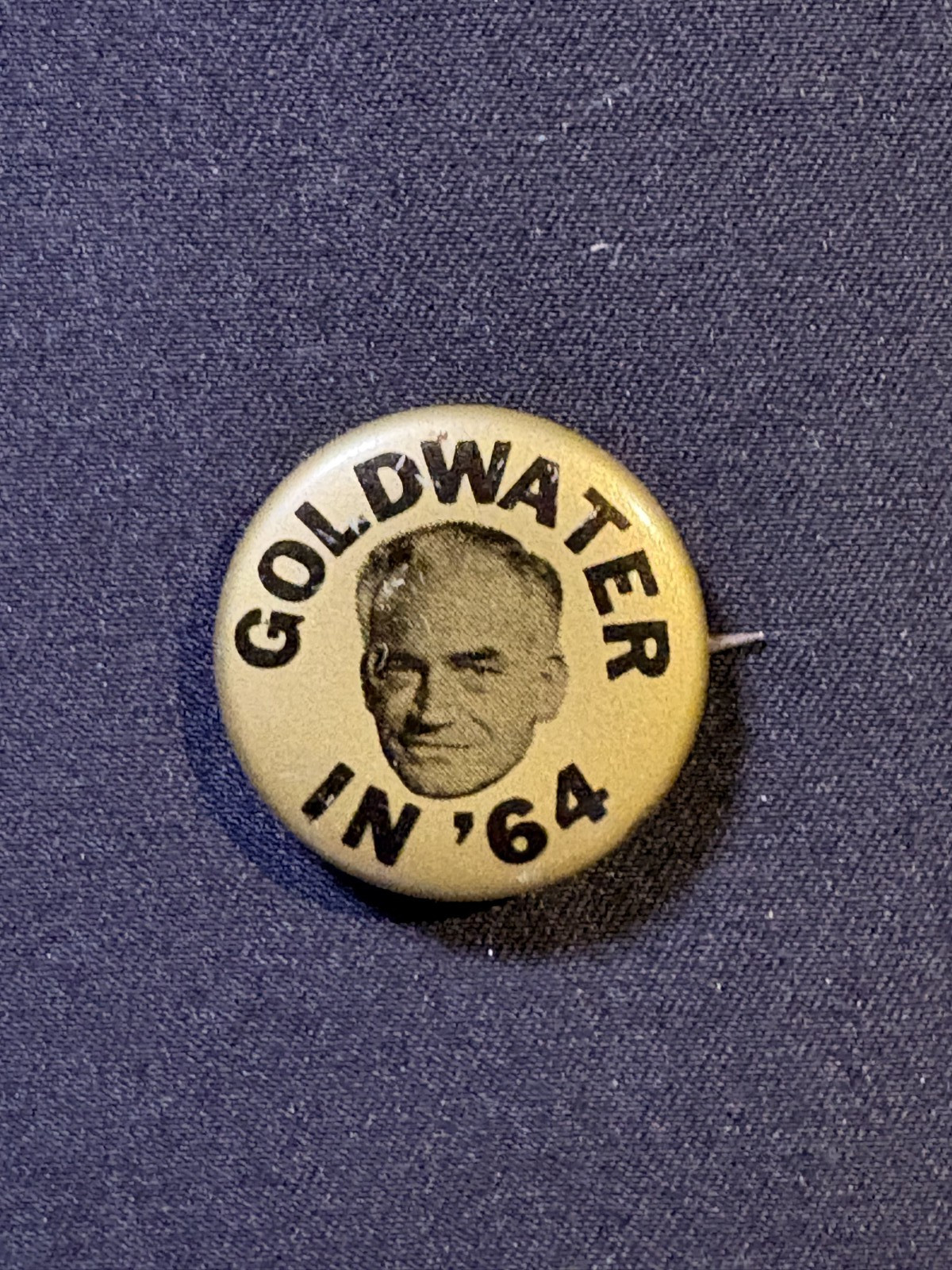 Goldwater In 64 Presidential Campaign Political Pinback Button Vintage 1964