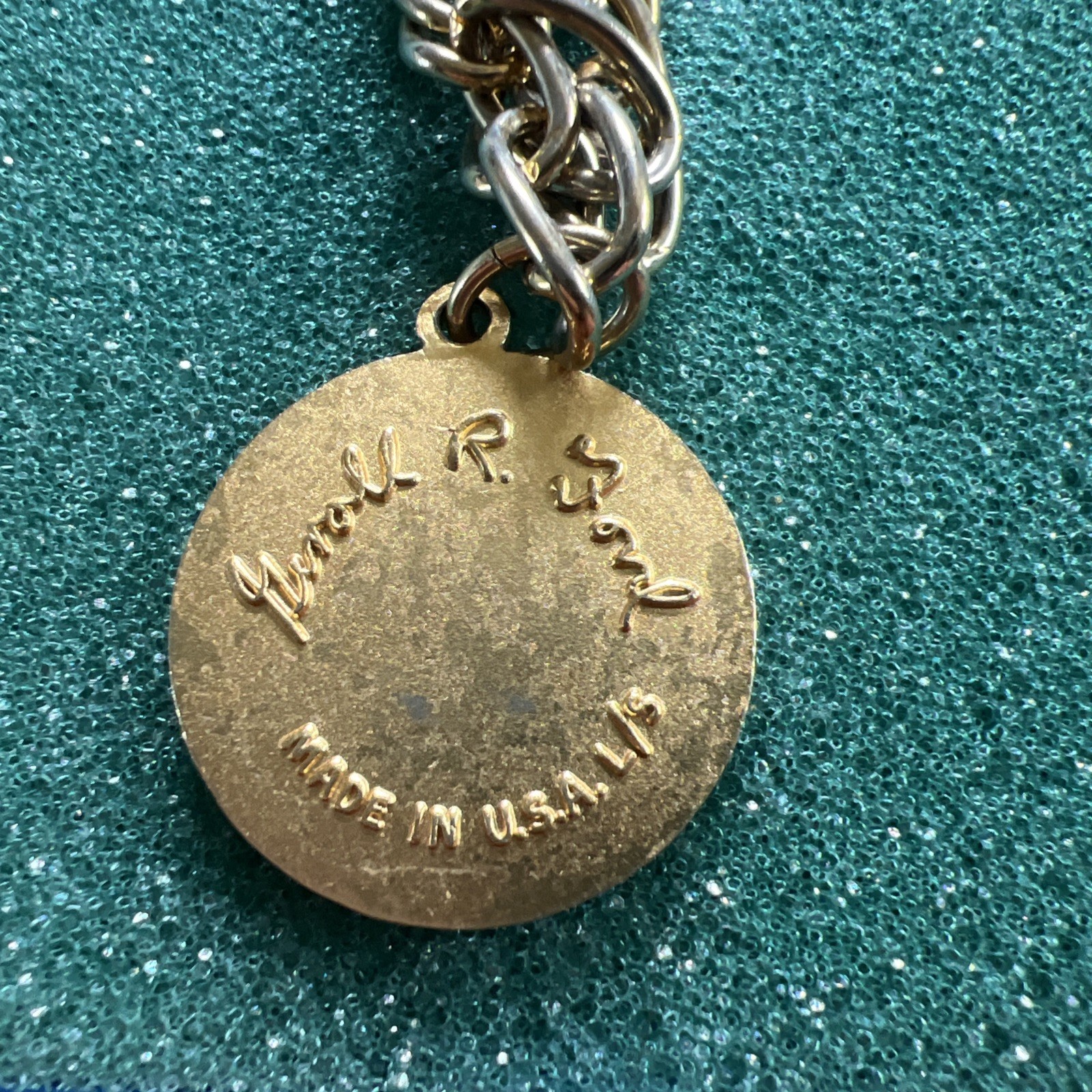 OFFICIAL Seal Of The President Bracelet & Key Chain, Cuff Links, Pin Ford Series