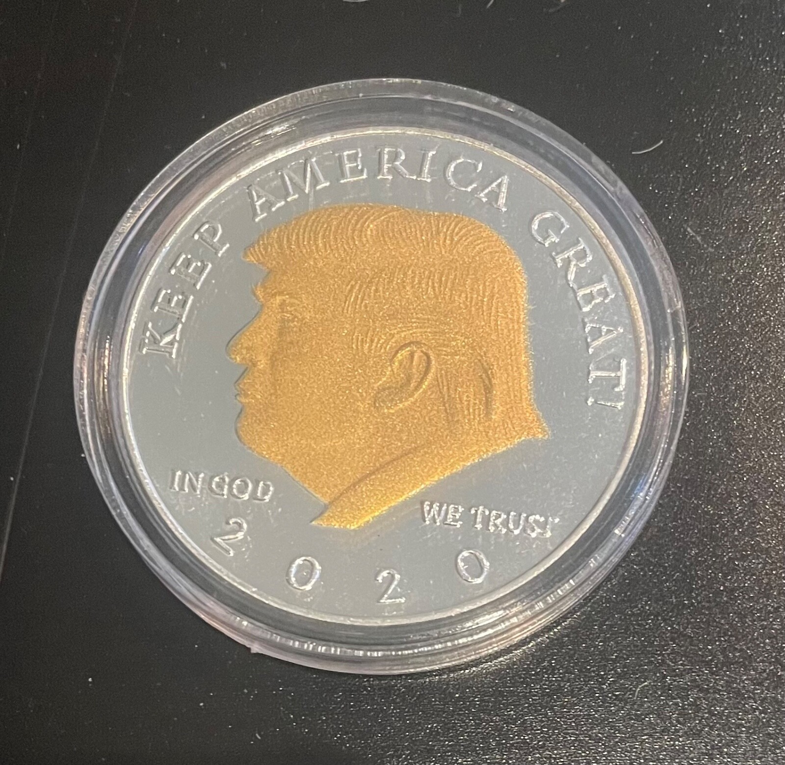 DONALD TRUMP COMMEMORATIVE 2020 , SILVER/GOLD PLATED COIN “KEEP AMERICA GREAT”