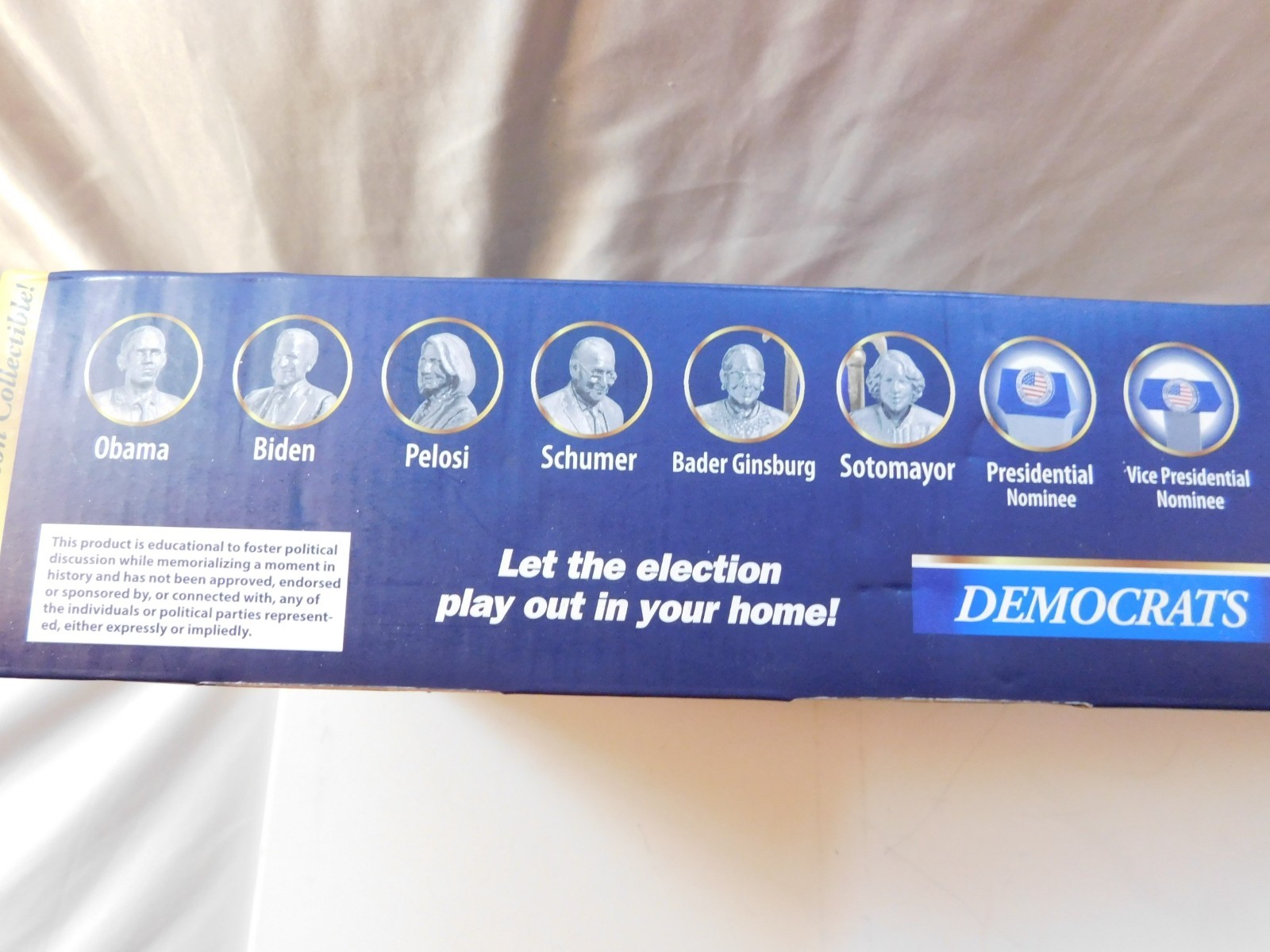 Battle for the White House Chess Set Complete 32 Pieces 2020 with COA