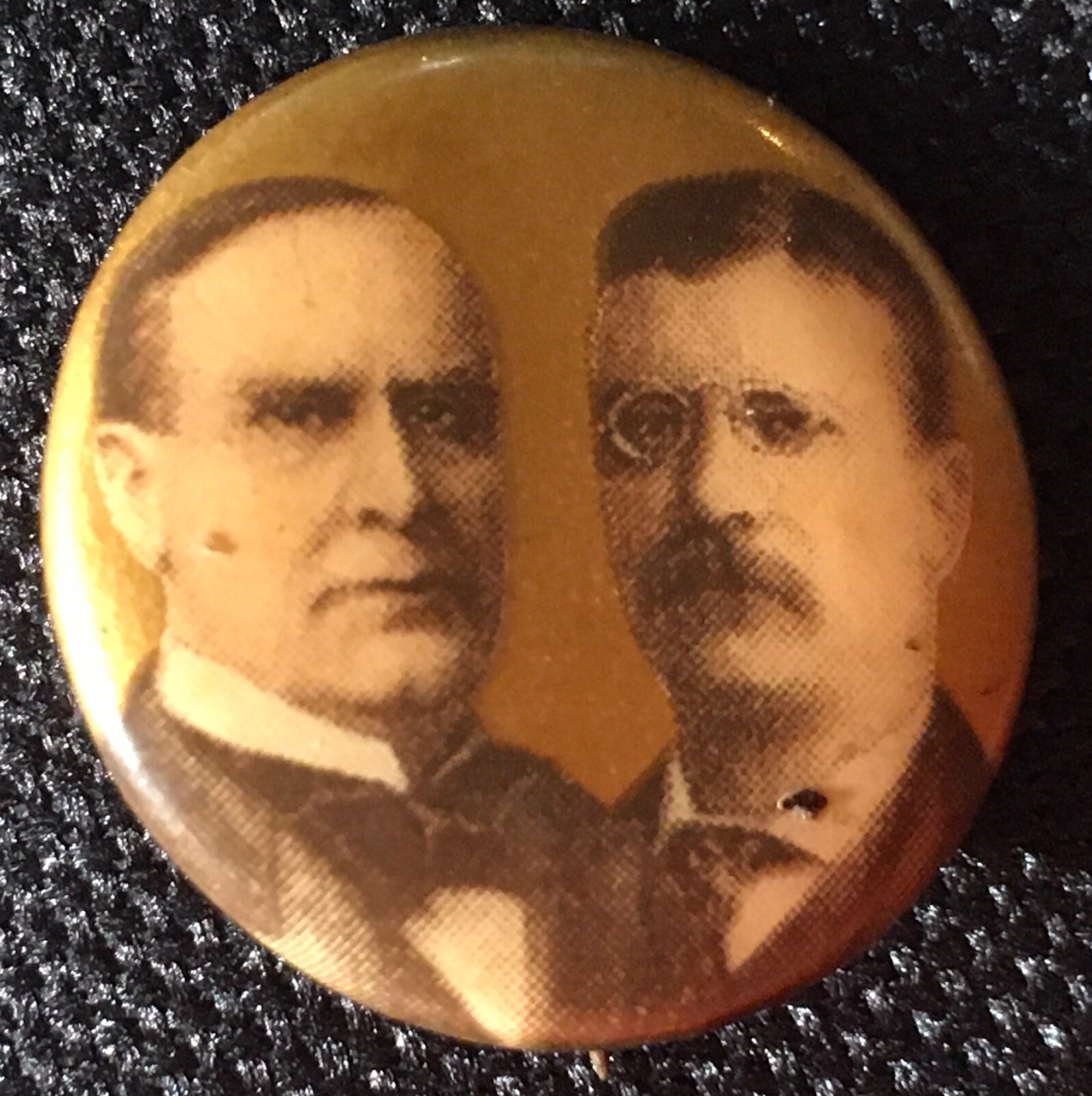 McKinley & Roosevelt 1900 presidential campaign pin