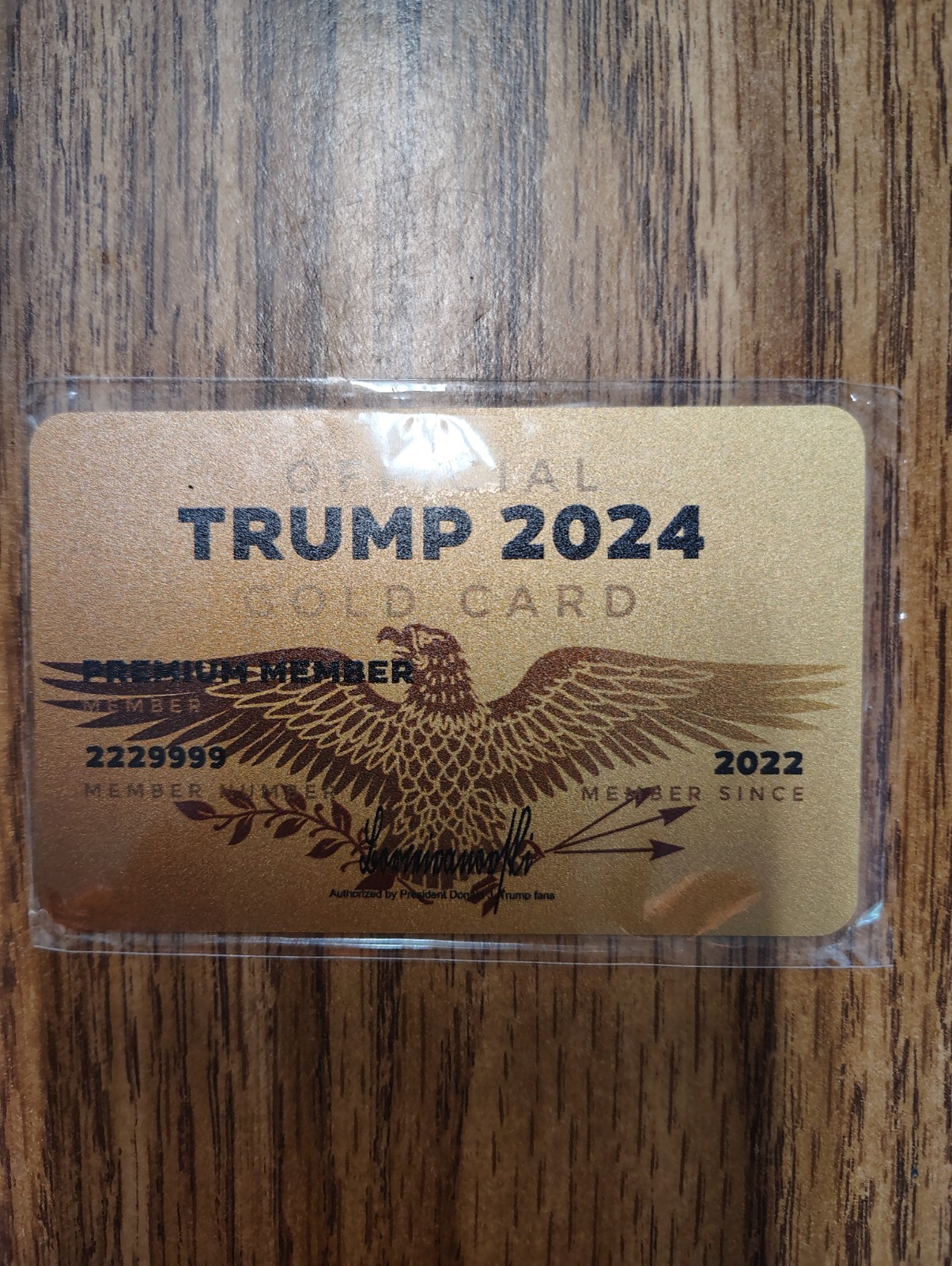 OFFICIAL TRUMP 2024 GOLD CARD Metal 3X2 Donald Trump Collectible