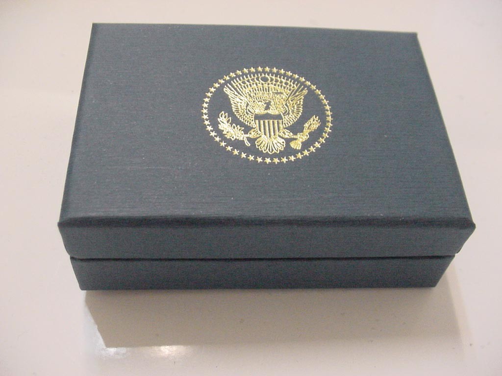 Presidential DONALD TRUMP Lapel Pin color seal