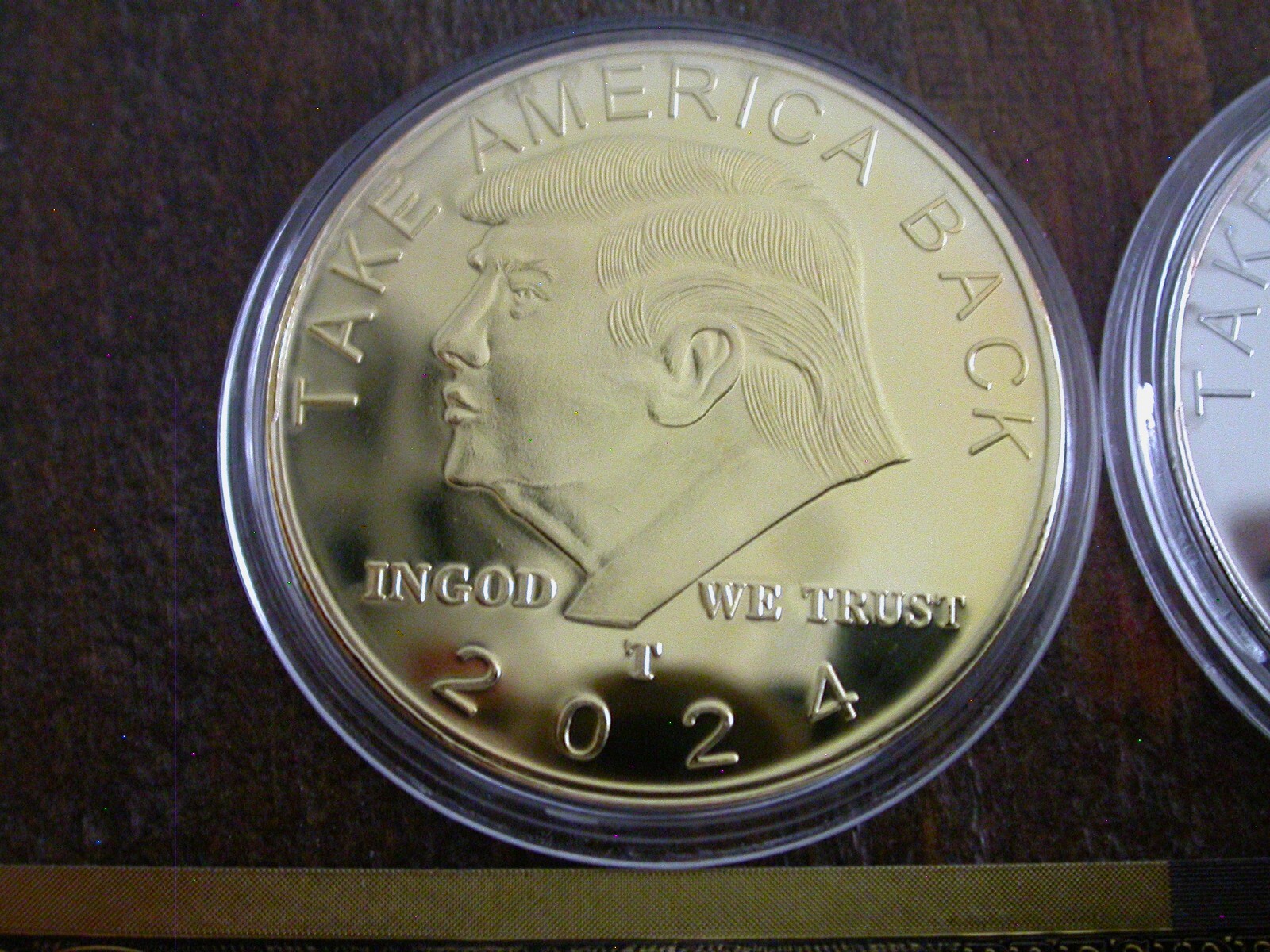 2024 President Donald Trump Commemorative Coins & Note-24K Gold & Silver Plated!