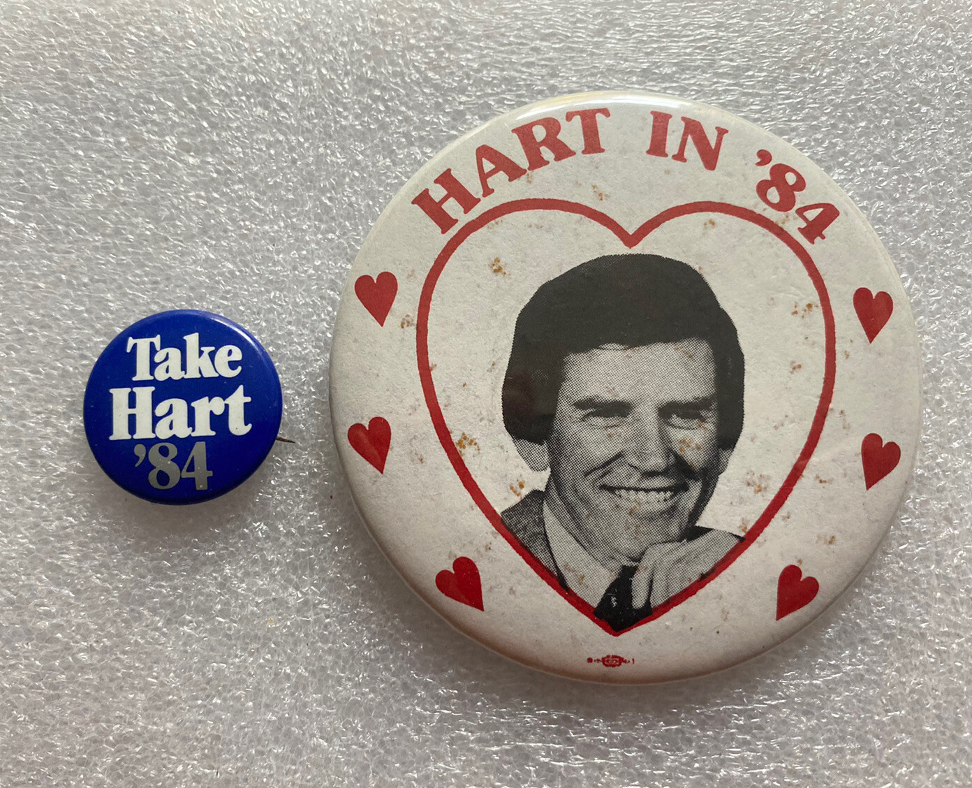 Lot of 2 Gary Hart 1984 Presidential Campaign in ’84 Pin Button Pinback