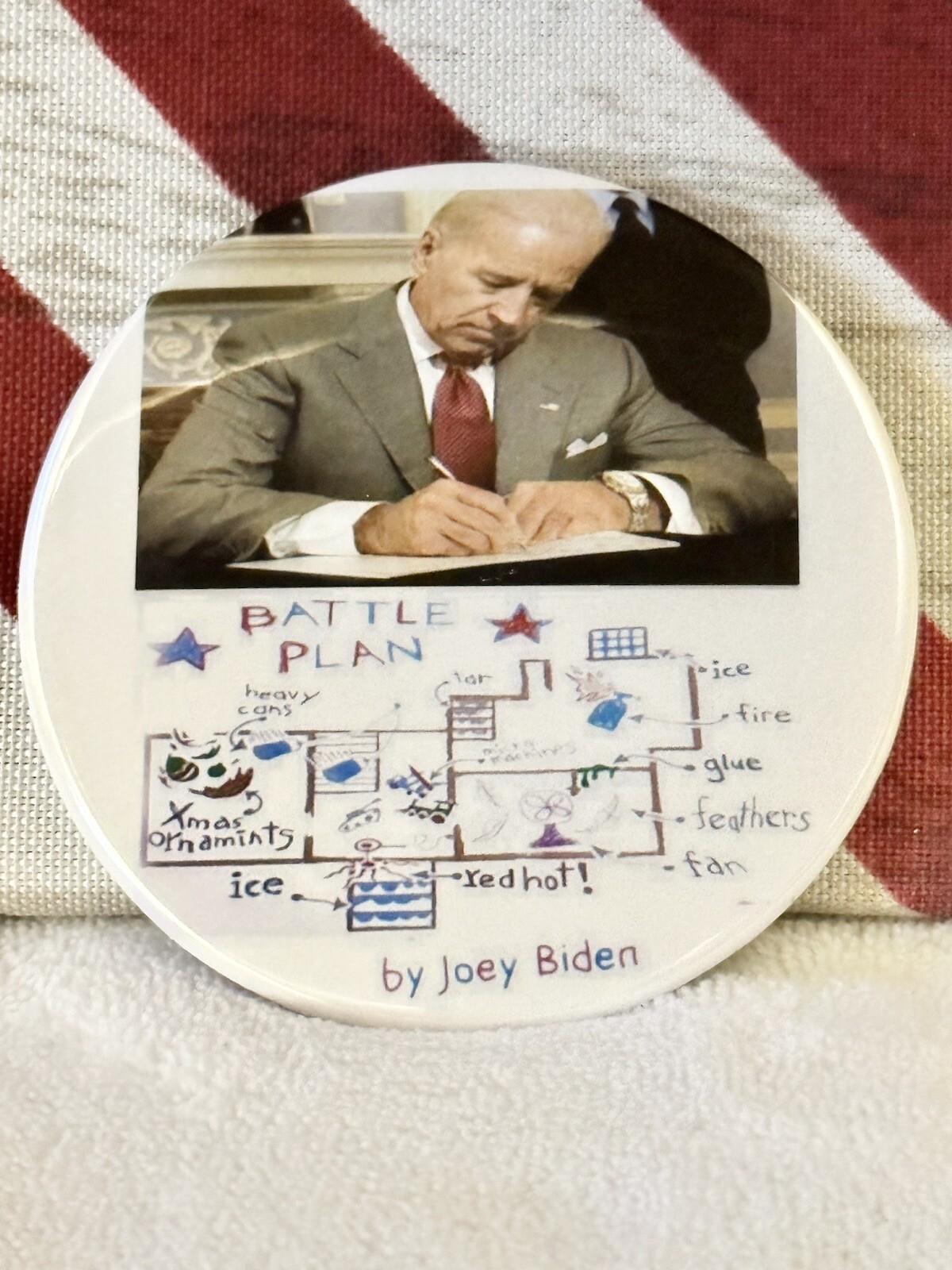 Trump 2024 Anti-Biden “Satire” Presidential Campaign Pin Button – Metal 3″ Round