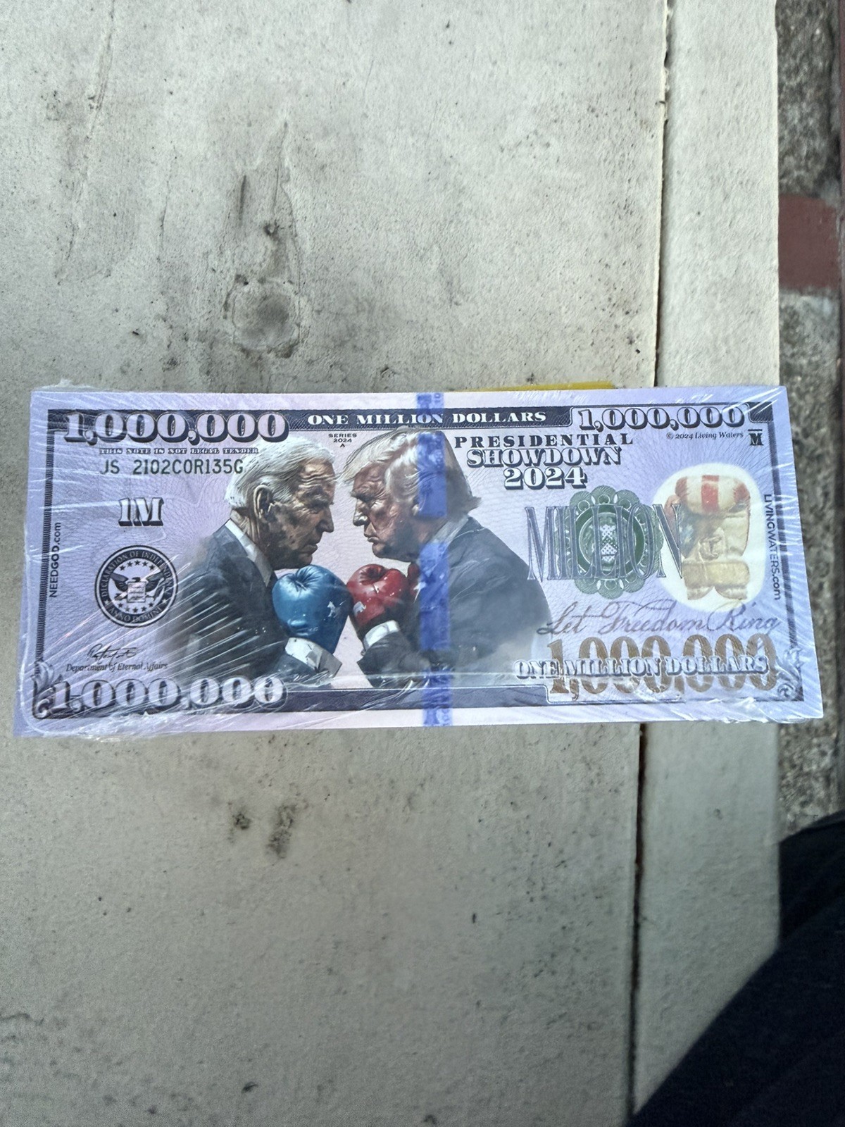 Trump Vs Biden 1 Million Dollar Bill BibleTract Rare Out Of Print 2024 Election