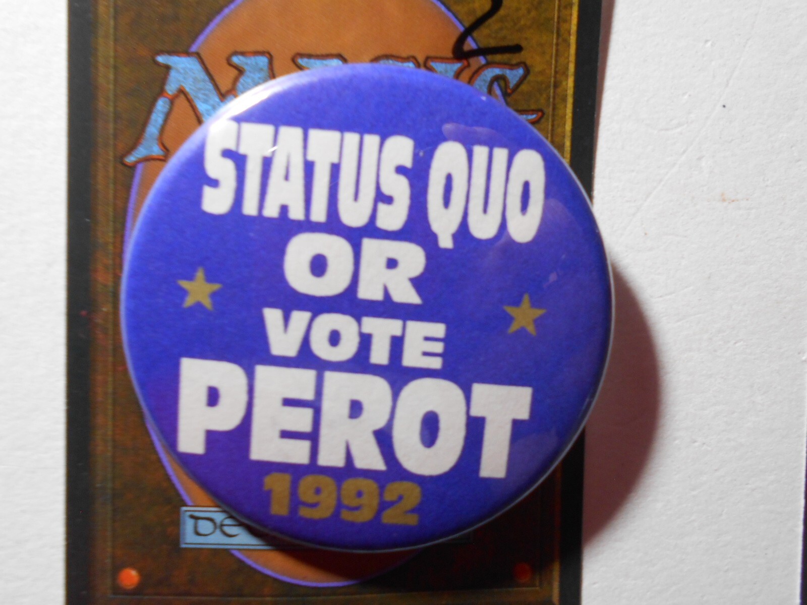 2-1/4″ Status Quo or Vote Perot 1992 cello pinback button
