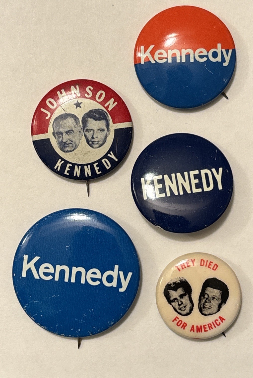 Lot Of 5 Robert F Kennedy 1964-1968 Political Campaign Buttons (AN)