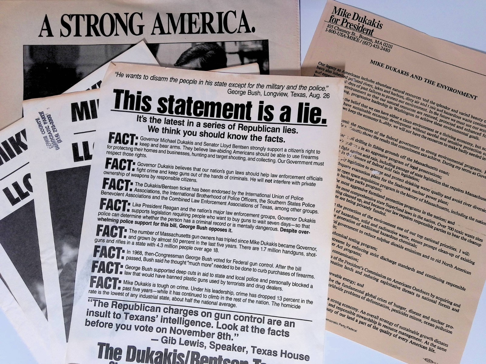 Mike Dukakis 1988 Presidential Campaign Lloyd Bentsen Lot Flyers &for Texas Mail