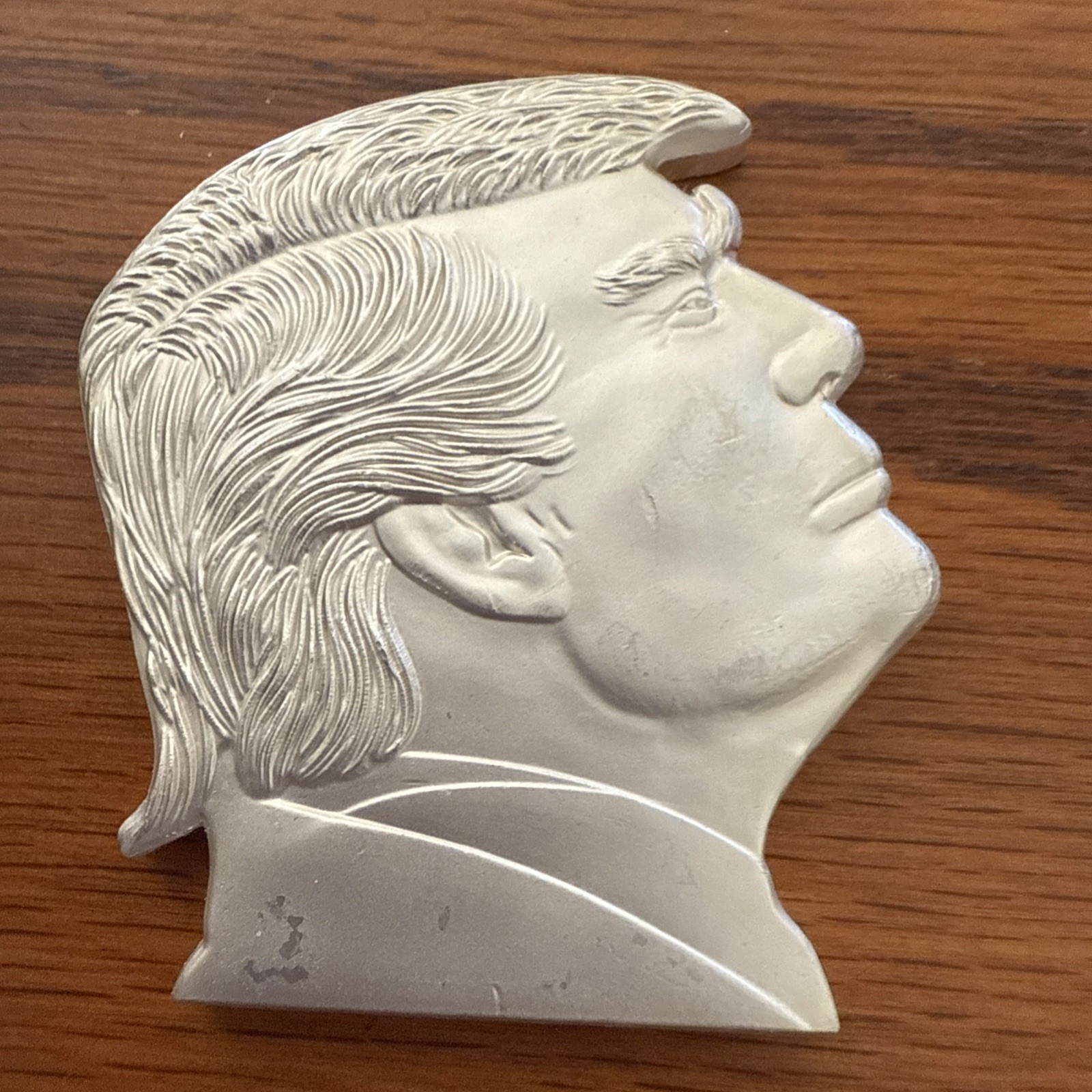 US President Donald Trump Head figurine Silver Plated Novelty Badge Coin